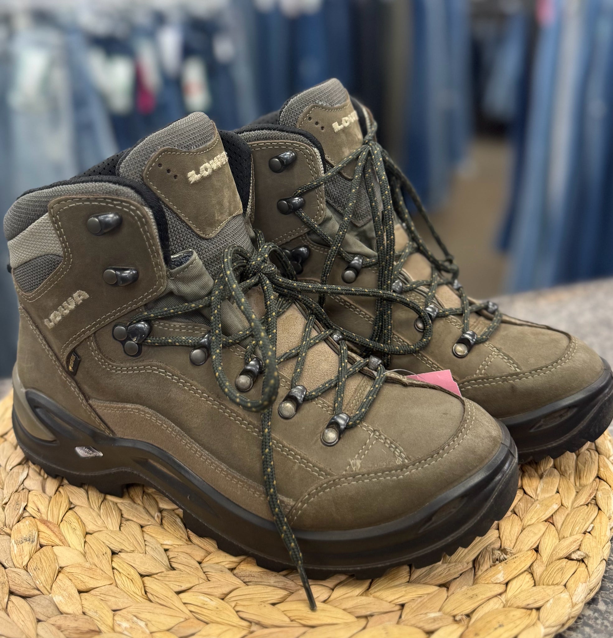 Pre-owned LOWA Olive Tan Size 9 Designer Boot