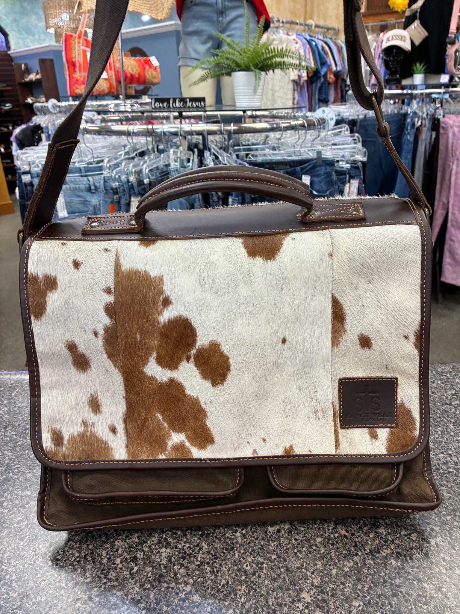 Pre-owned StS ranchwear Dark brown Cowhide Crossbody Designer Purse