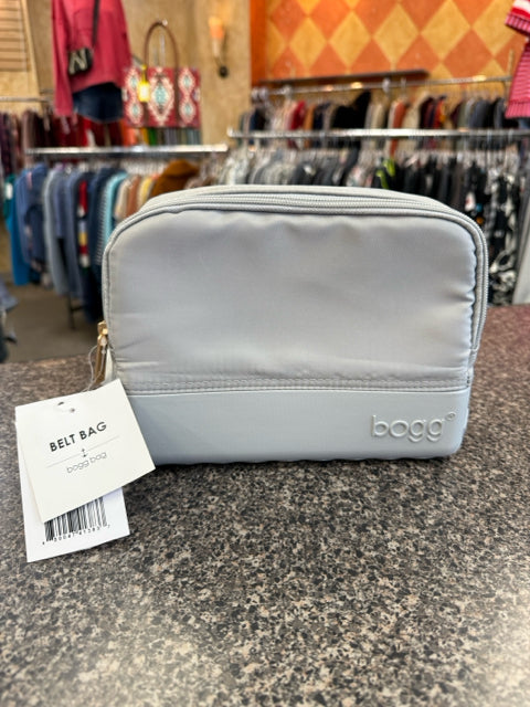 New with Tag BOGG Gray M Fanny Pack Purse