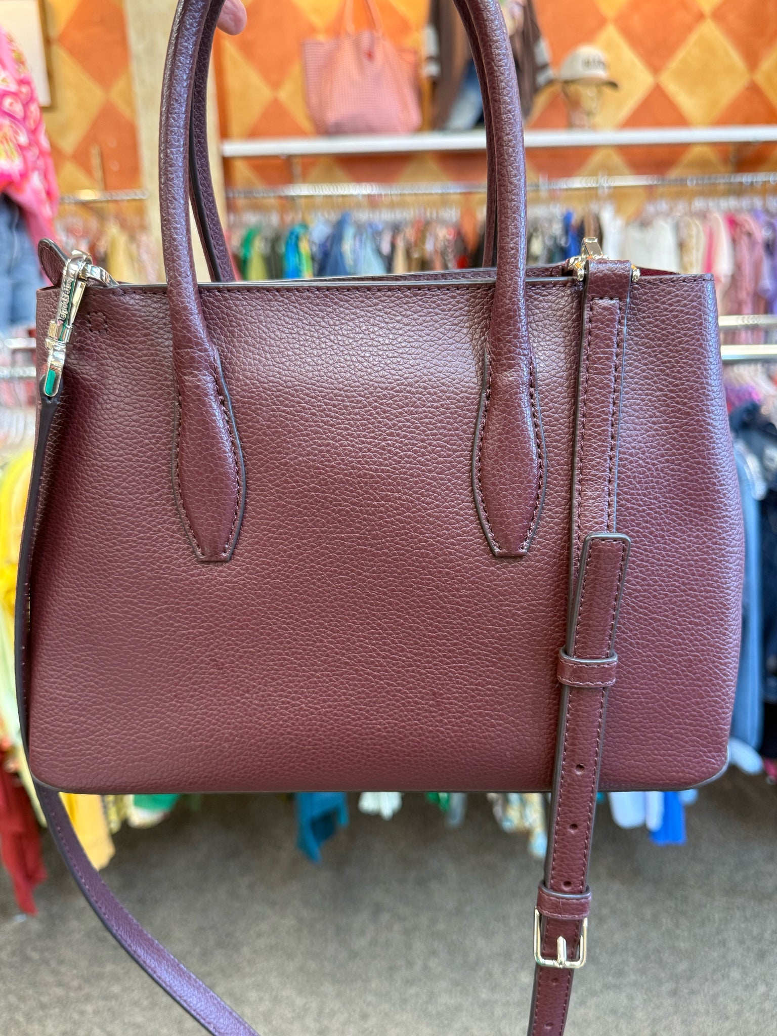 Pre-owned KATE SPADE Wine Silver Trim Crossbody Designer Purse