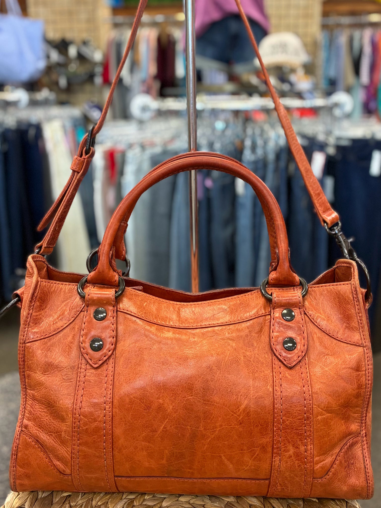 Pre-owned FRYE Burnt orange Shoulder Designer Purse