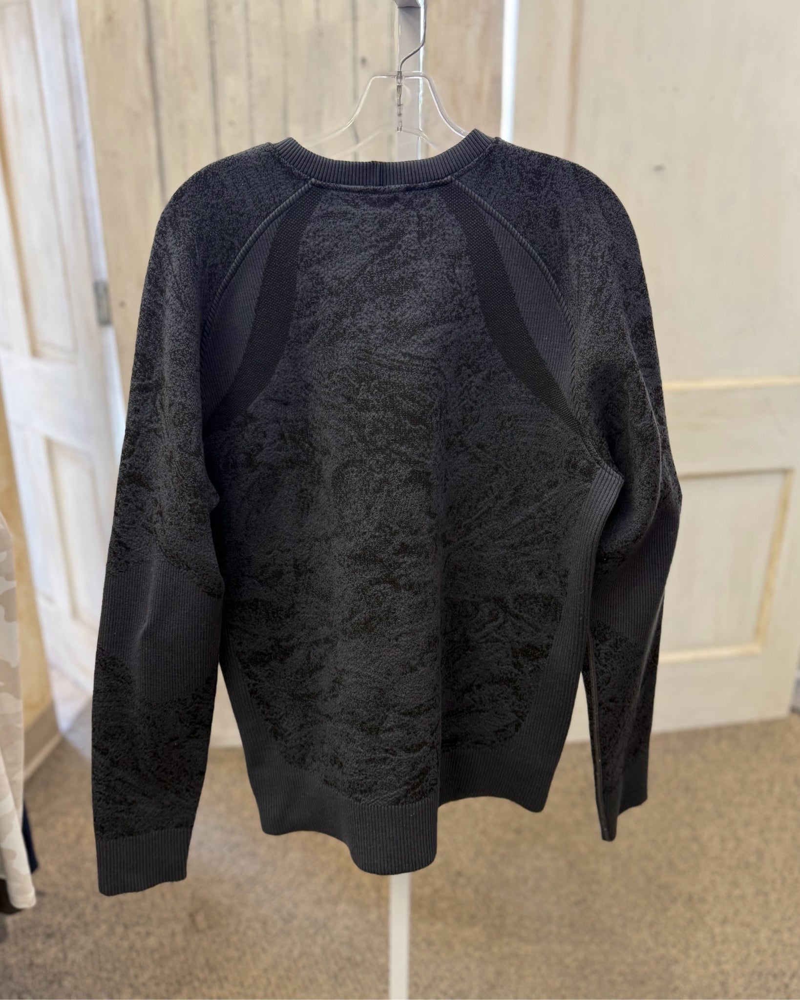 Pre-owned Lululemon Charcoal Black Men Size L Long Sleeve Mens Pullover