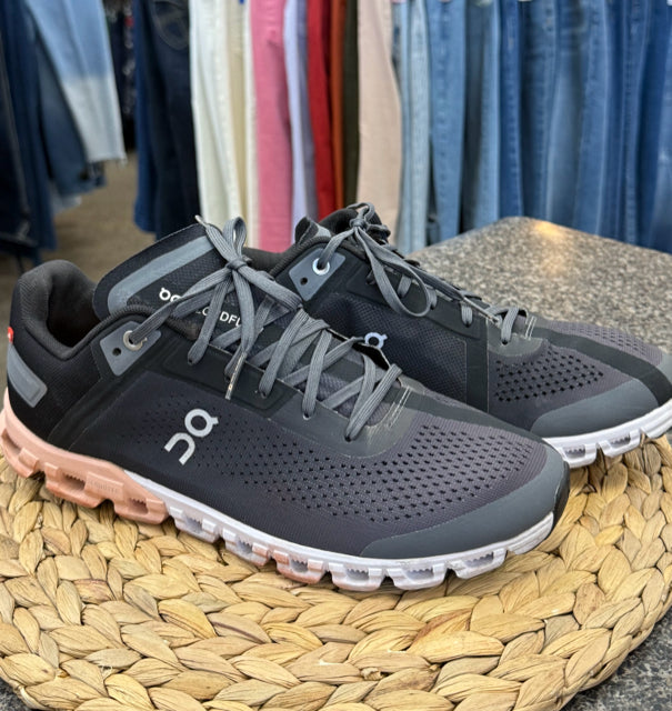 Pre-owned On Cloud DARK GREY Pink Trim Size 9.5 Designer Sneaker