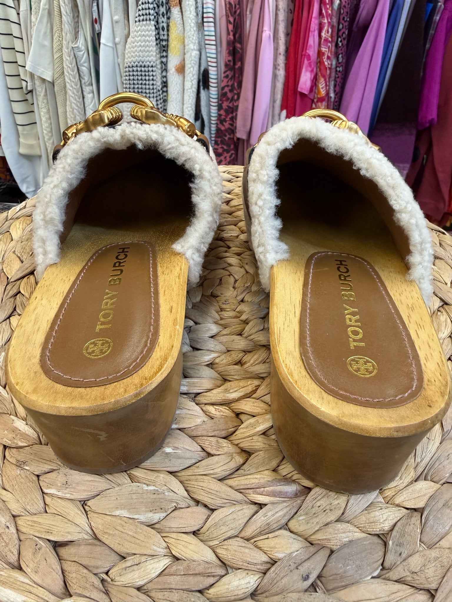 Pre-owned TORY BURCH Cream Brown Trim Size 7.5 Designer Shoe