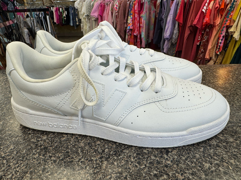 New  Without Tag NEW BALANCE White SHOE SIZE 11 MENS Sneakers