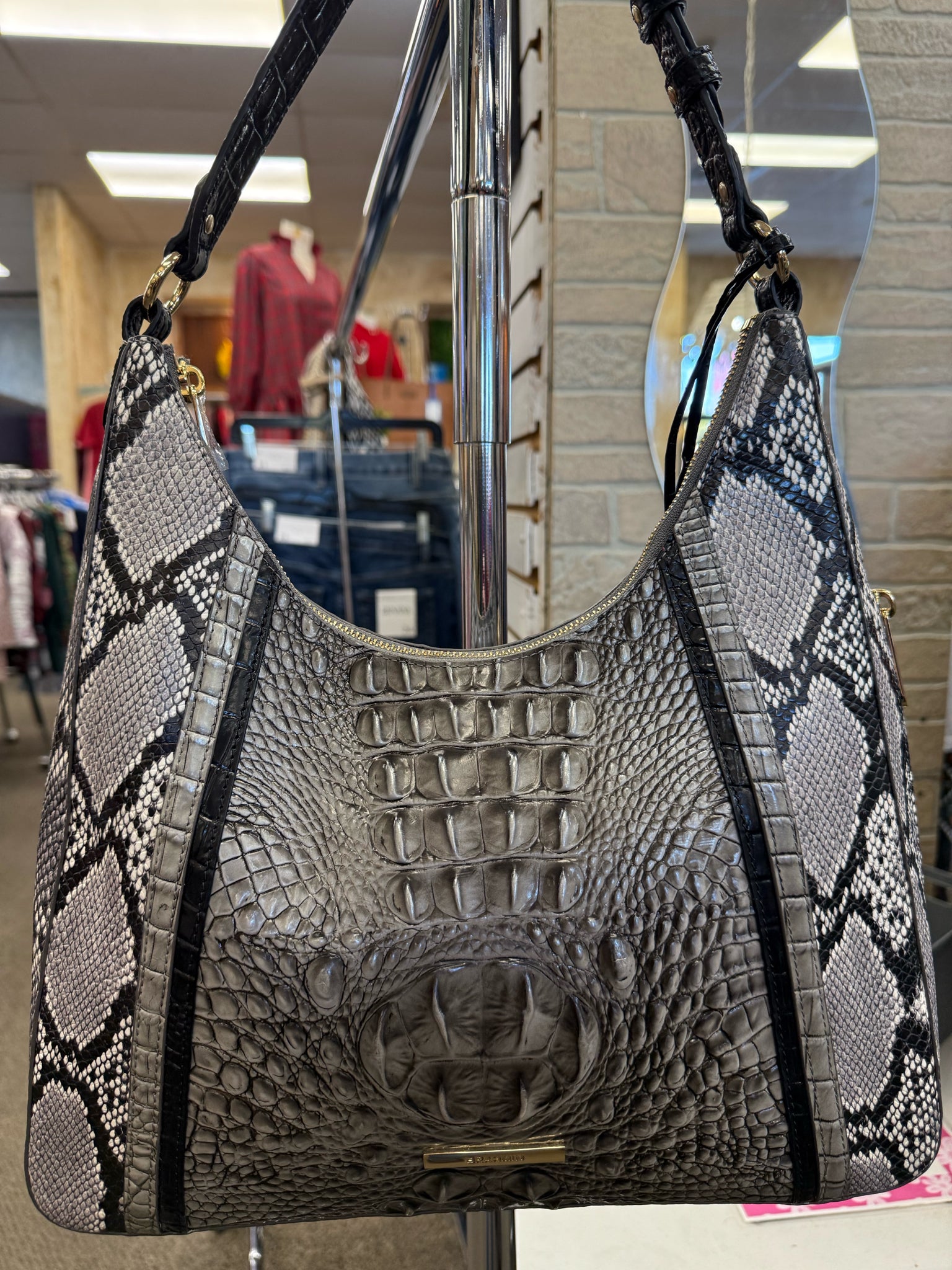 Pre-owned BRAHMIN Gray Snakeskin Black Shoulder Designer Purse