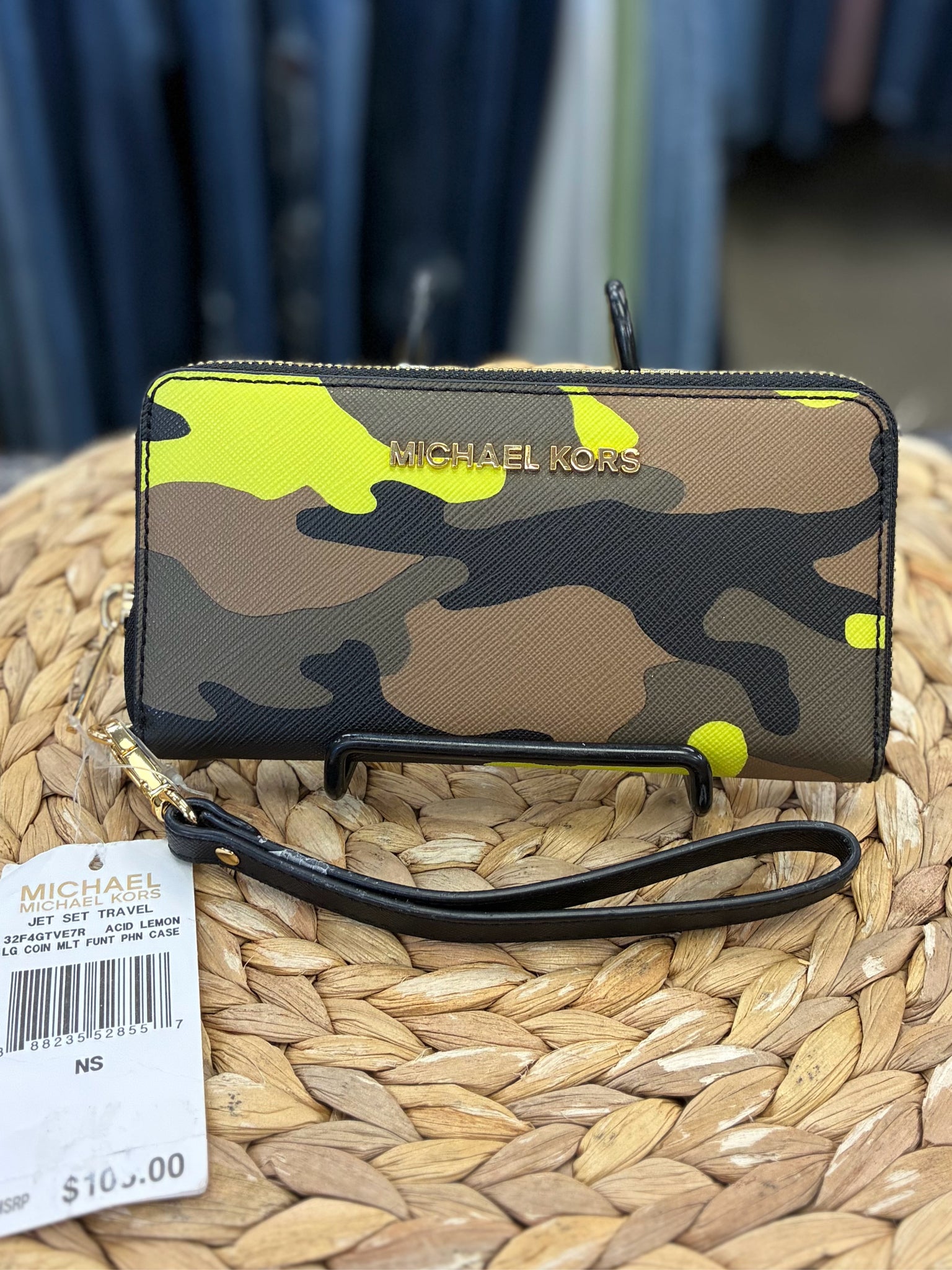 New with Tag MICHAEL KORS Camouflage Neon Yellow Designer Wallet