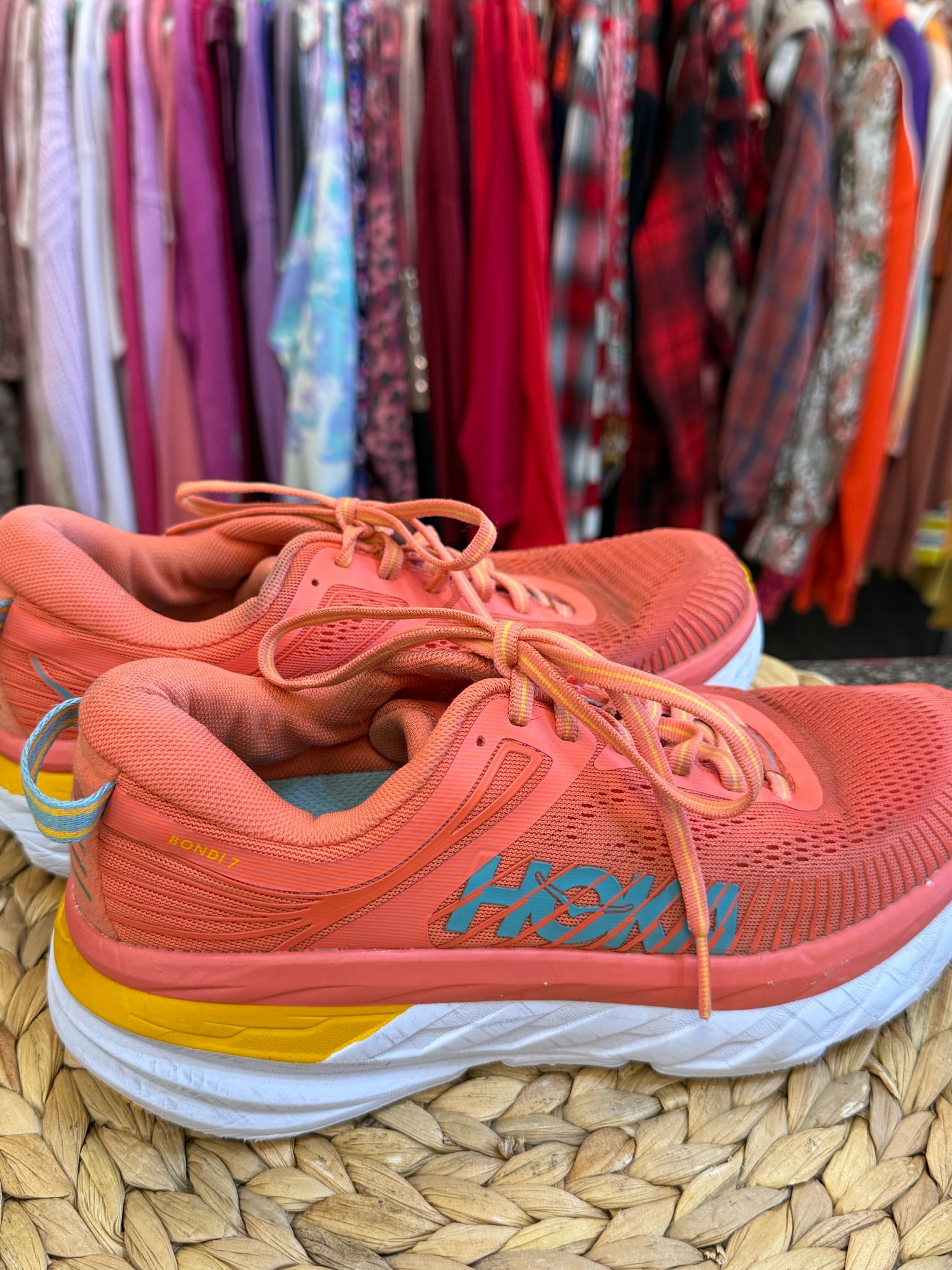 Pre-owned HOKA Coral Turquoise Size 7.5 Designer Sneaker