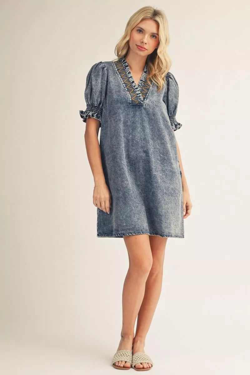 New JODIFL BLUE DENIM Size Small Short Sleeve Dress