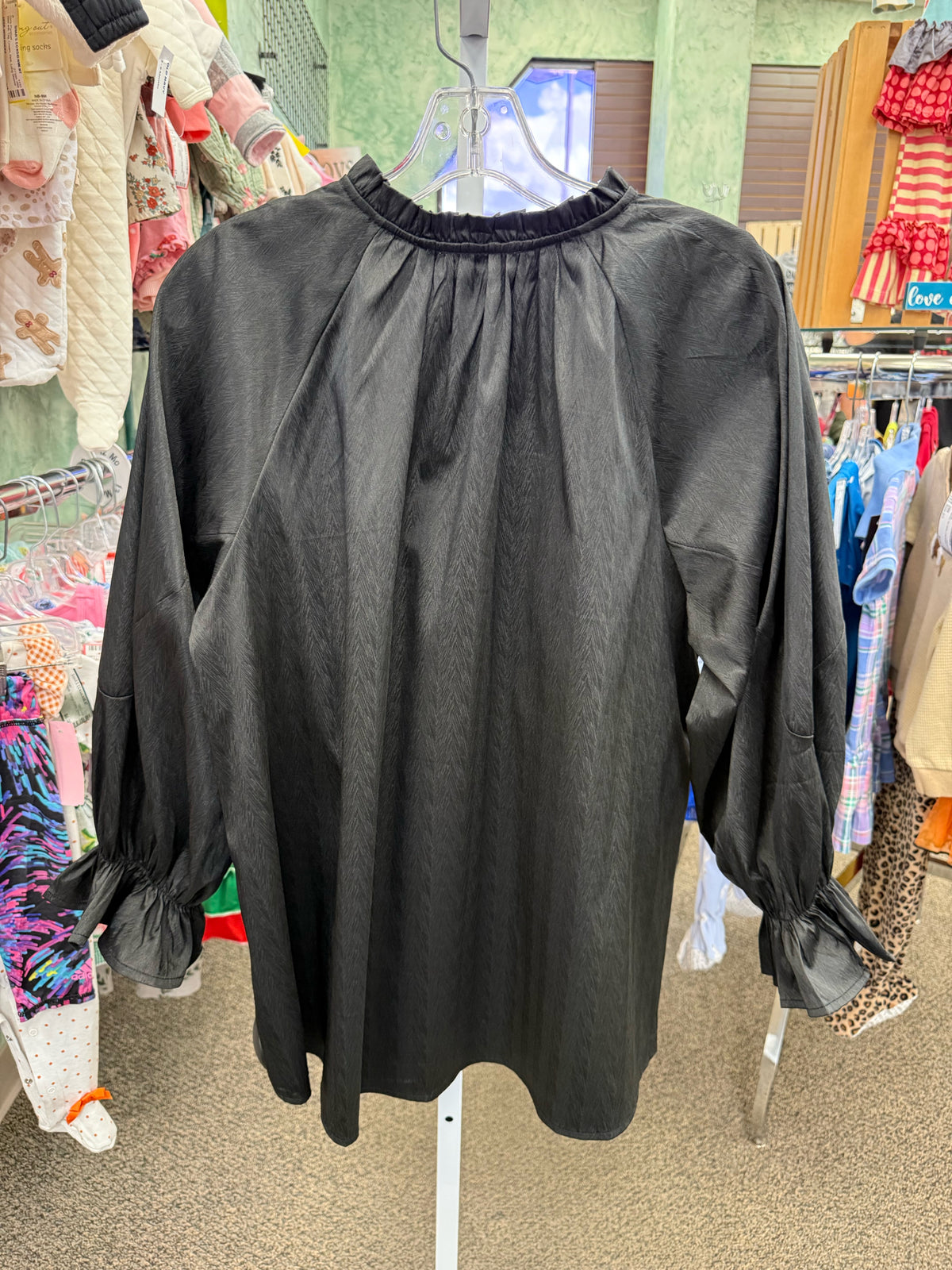 Pre-owned ENTRO Black shimmer Size: XL Long Sleeve Blouse