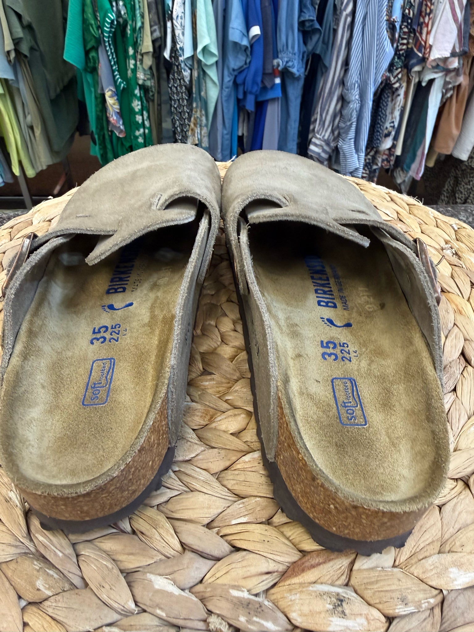 Pre-owned BIRKENSTOCK Tan Shoe Size 3 Girls Designer Sandal