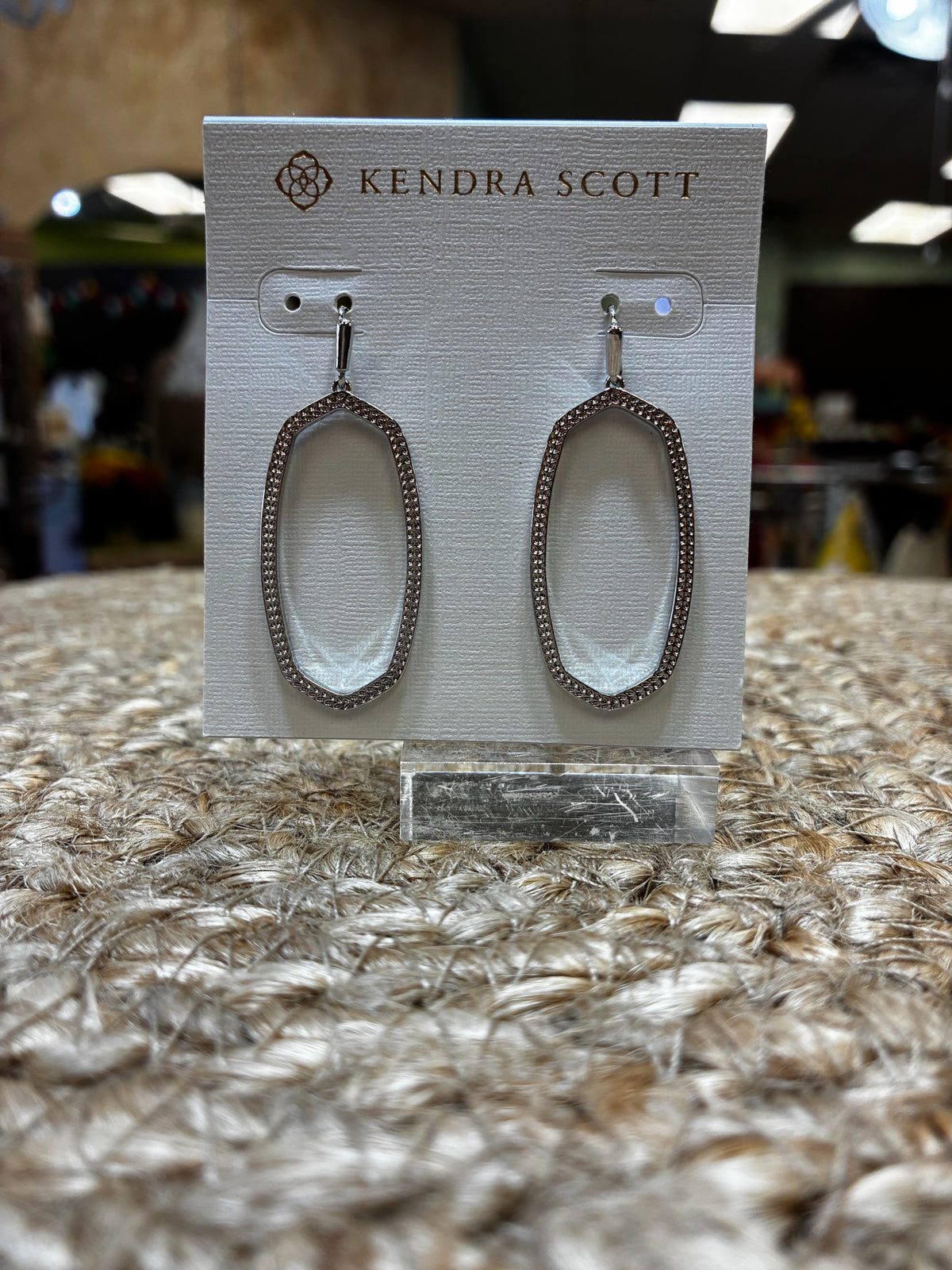 Pre-owned KENDRA SCOTT Silver Designer Earring