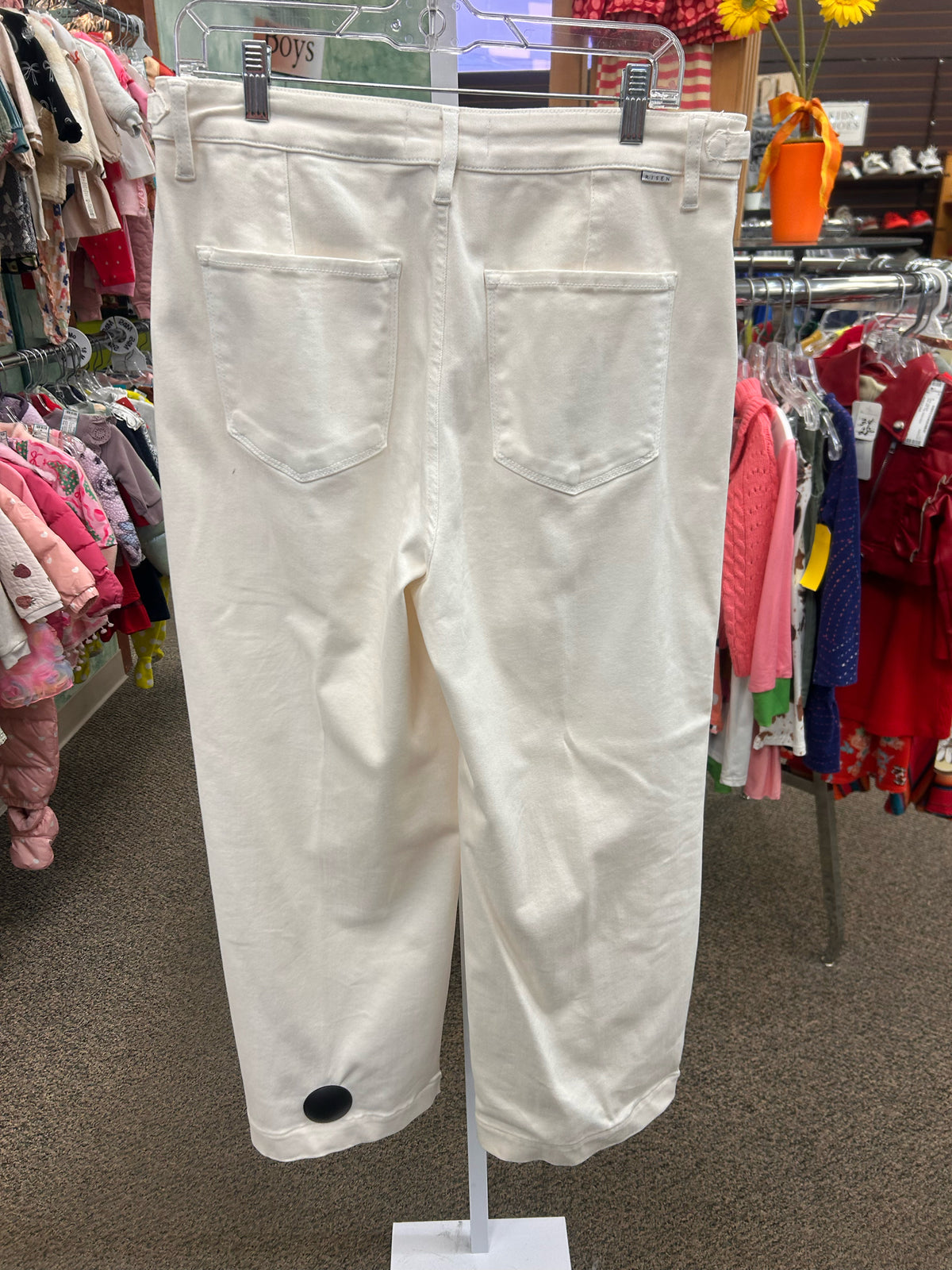 Pre-owned Risen White Size: 13 Jean