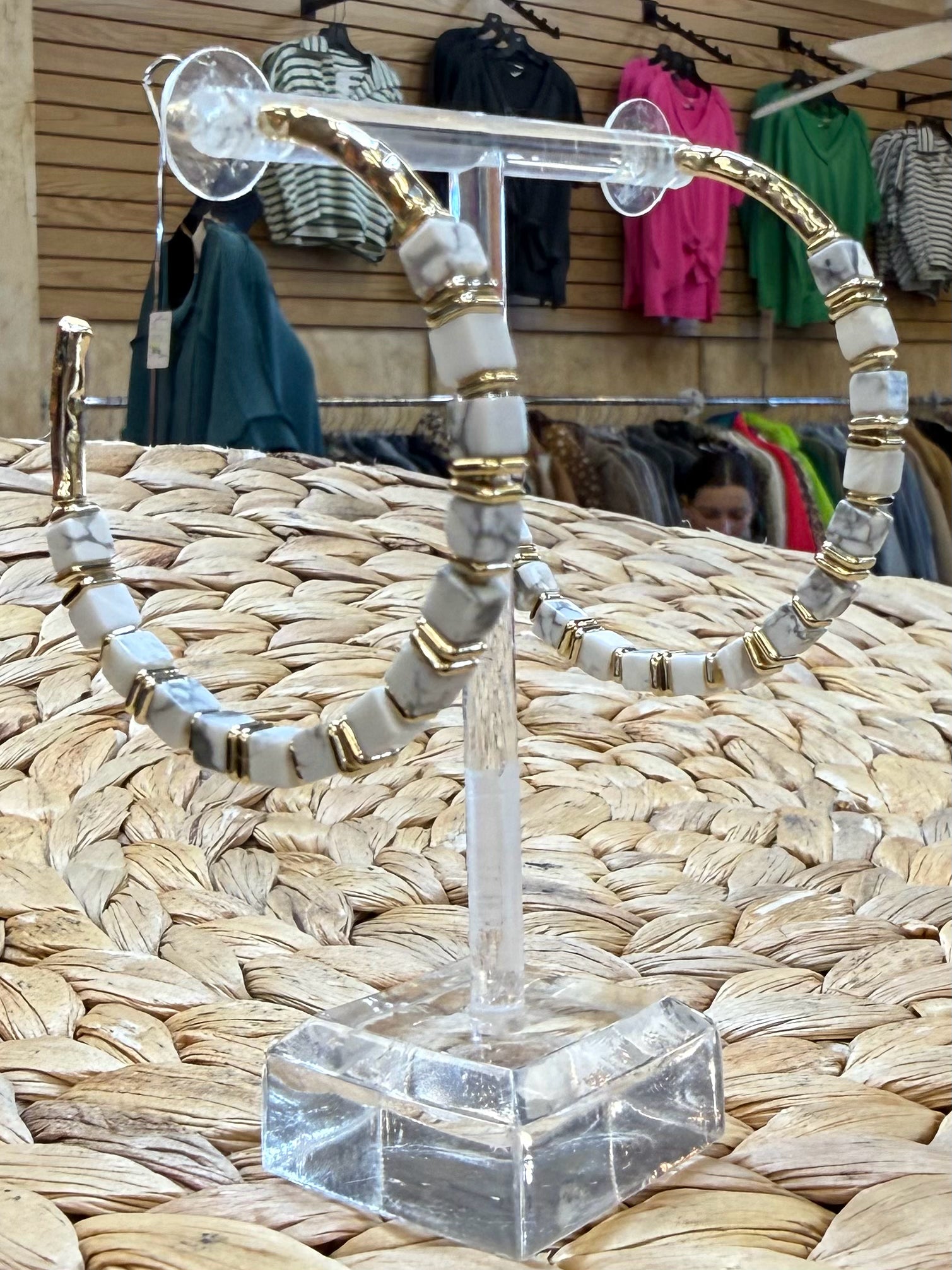 Pre-owned KENDRA SCOTT White Gold Designer Earring