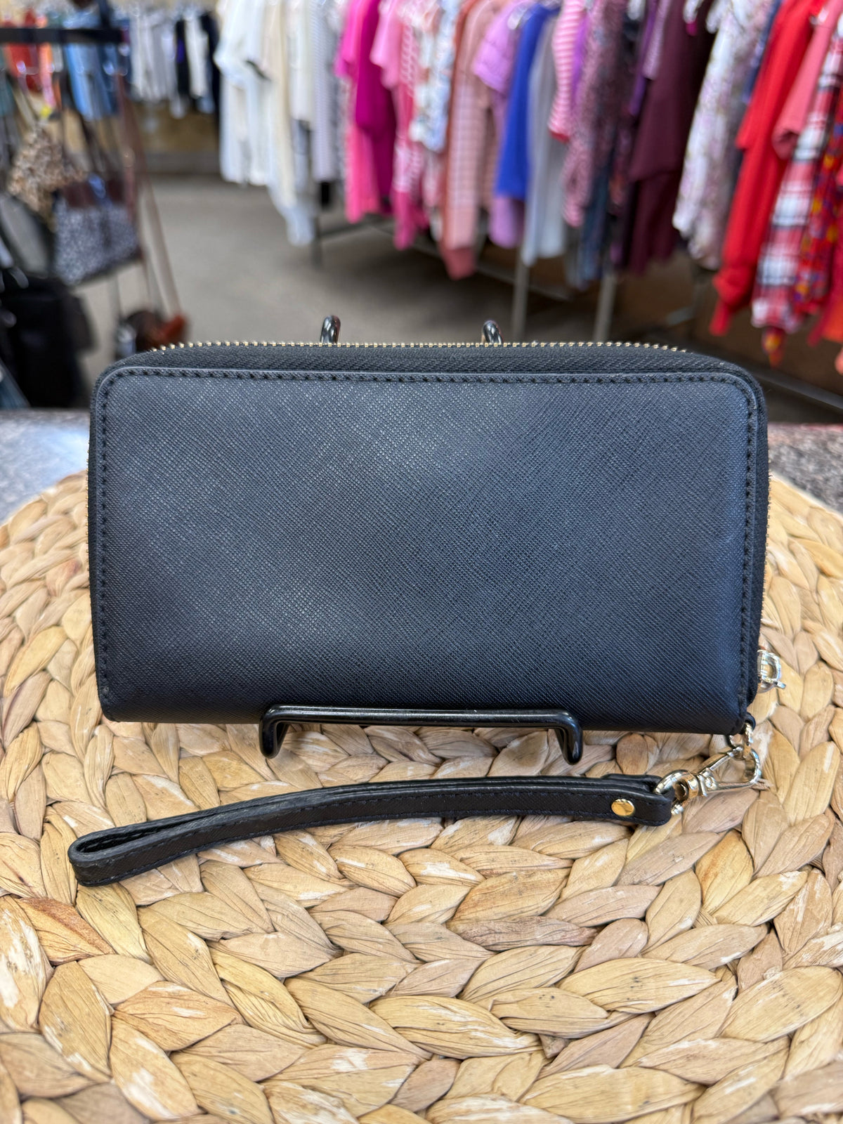 Pre-owned MICHAEL KORS Black Gold Trim WALLET SIZE M Designer Wallet