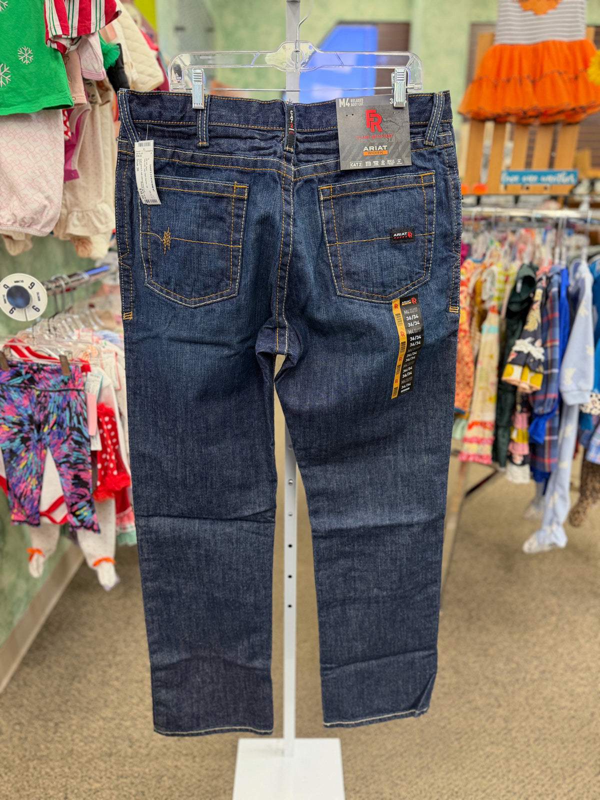 New with Tag ARIAT Dark Denim Mens Size 36 34 MENS Jean