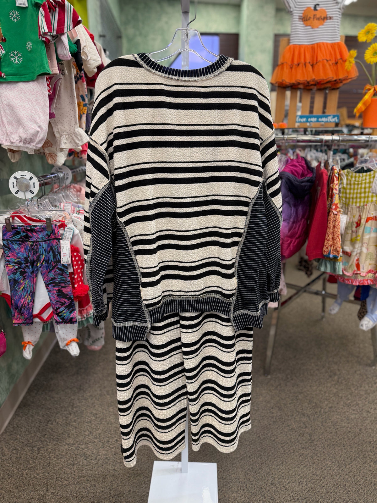 Pre-owned FANTASTIC FAWN Cream stripe Black Stripe Dr Size S Long Sleeve PantSet