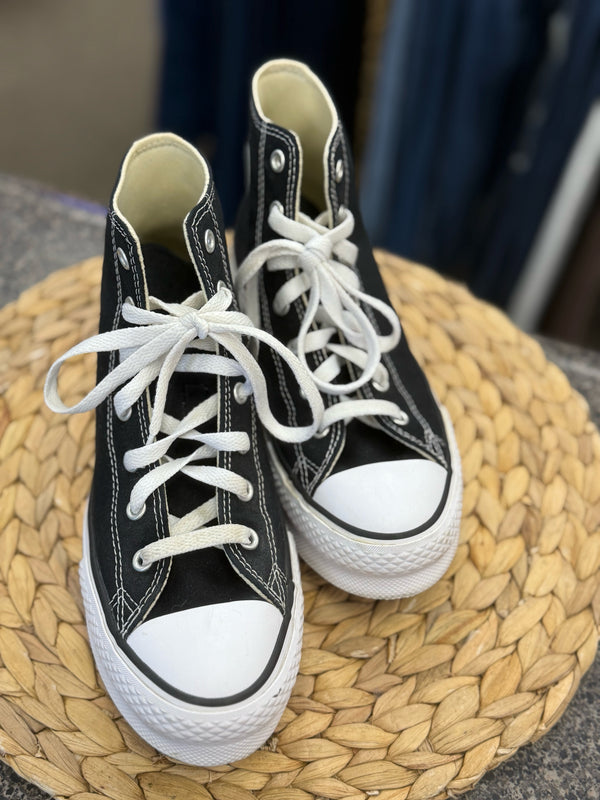 Pre-owned CONVERSE Black White Trim Size 5.5 Sneaker