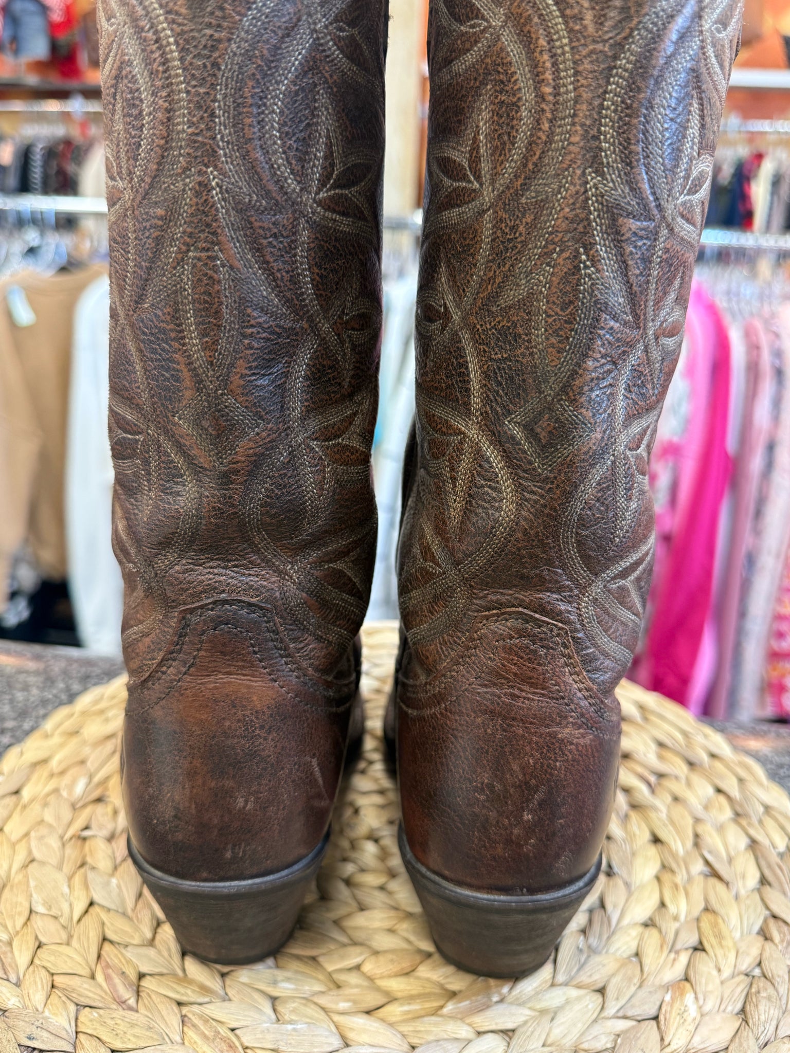 Pre-owned ARIAT Brown Size 7 Designer Boot