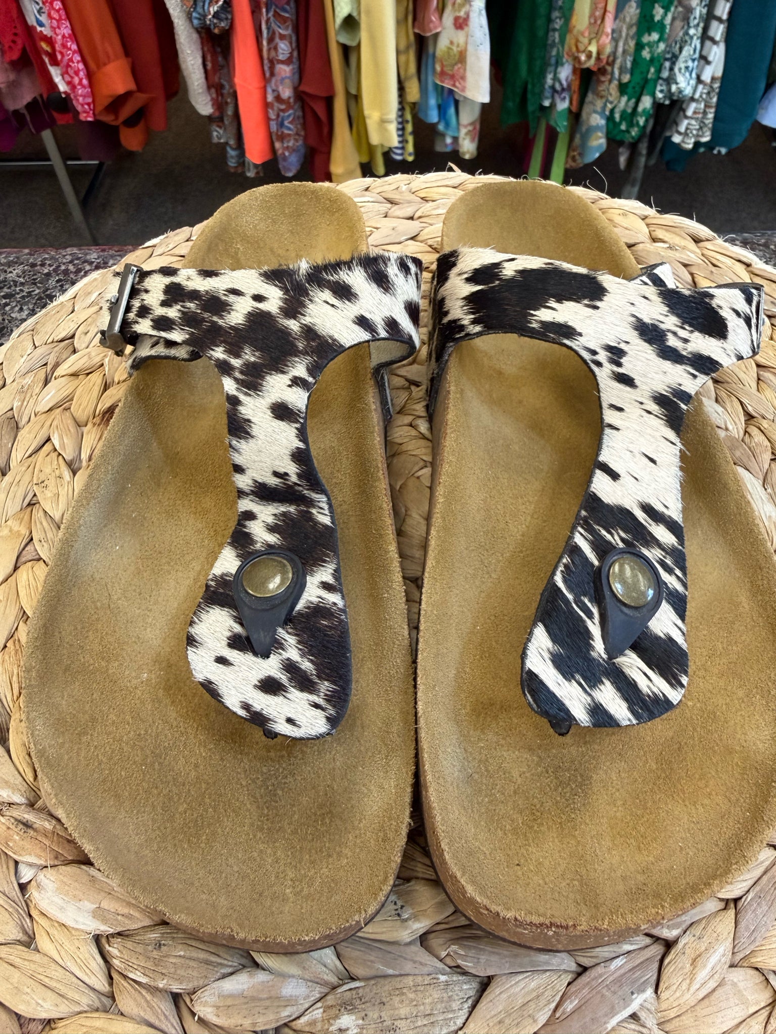New  Without Tag Myra Bag Black animal Cream Size 8 Sandal