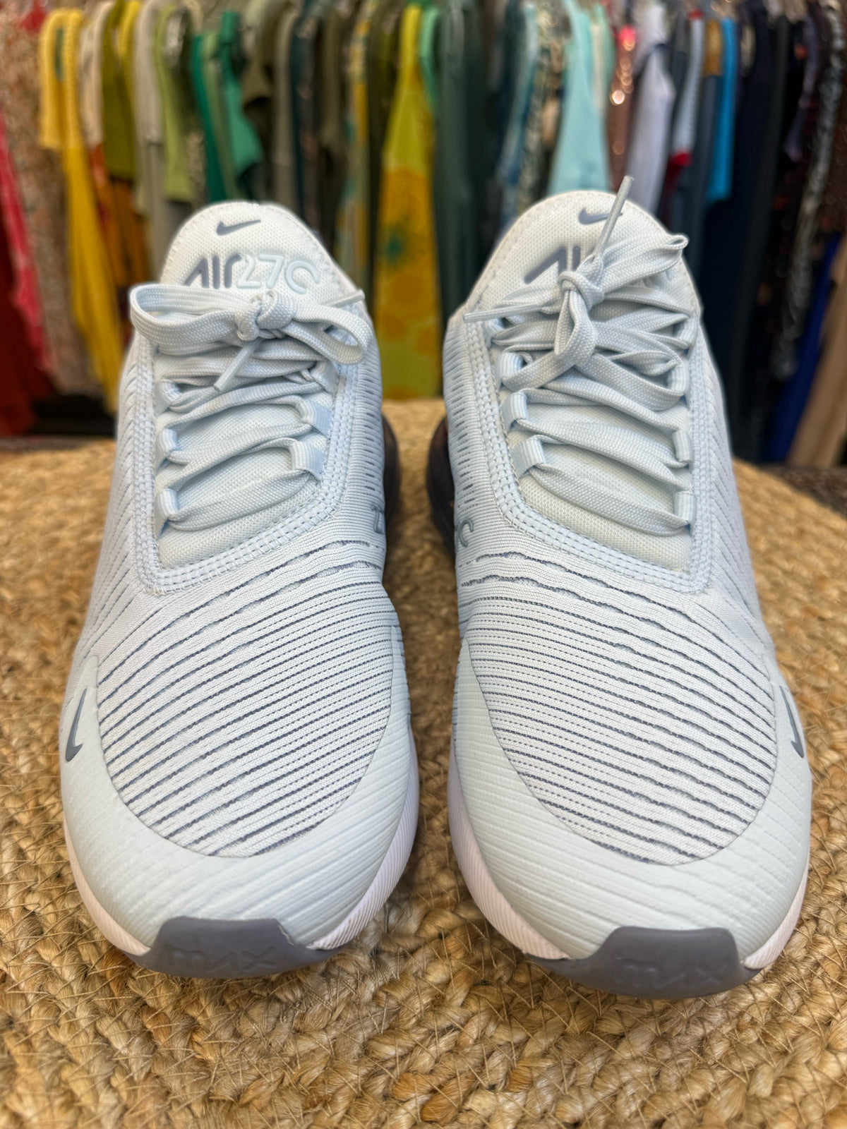 Pre-owned NIKE Light blue Dark Blue Trim Size 6.5 Designer Sneaker