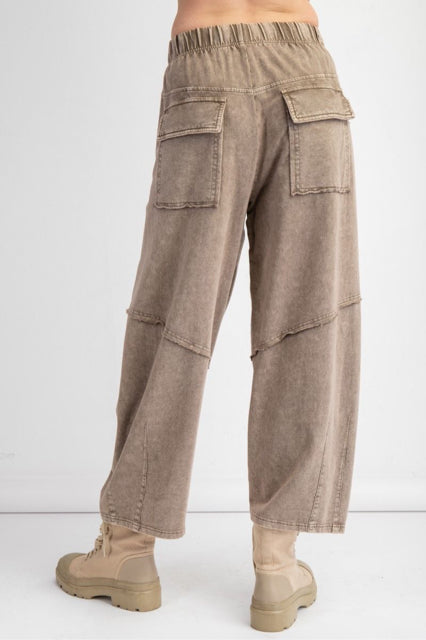 New EASEL Mocha Size Small Pants
