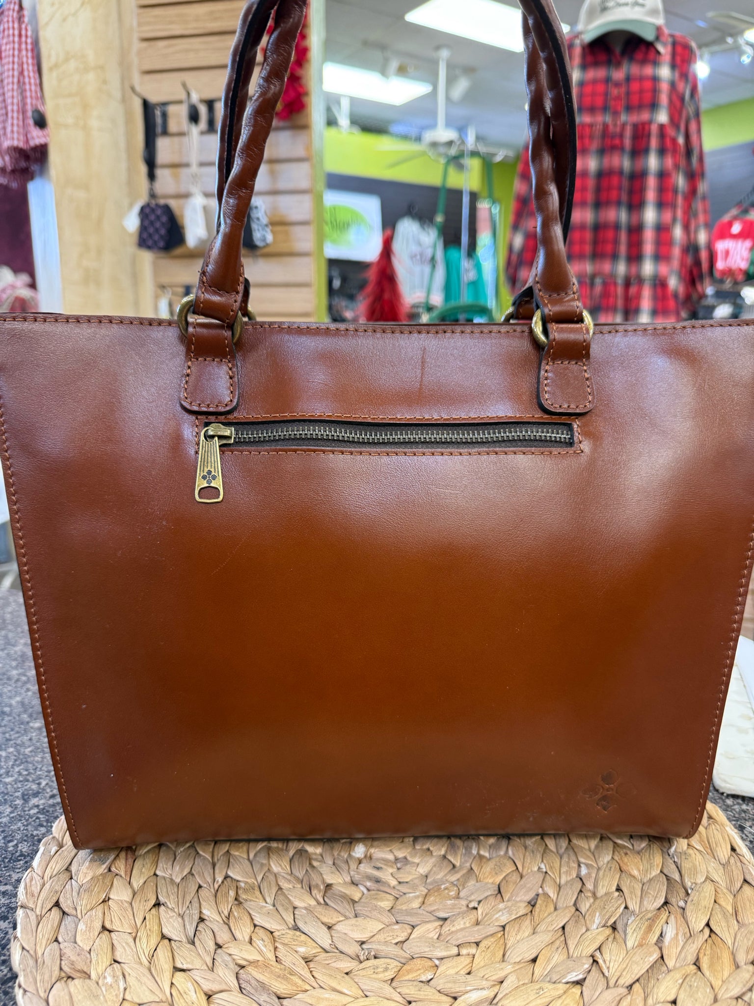 New with Tag PATRICIA NASH Brown Shoulder Designer Purse