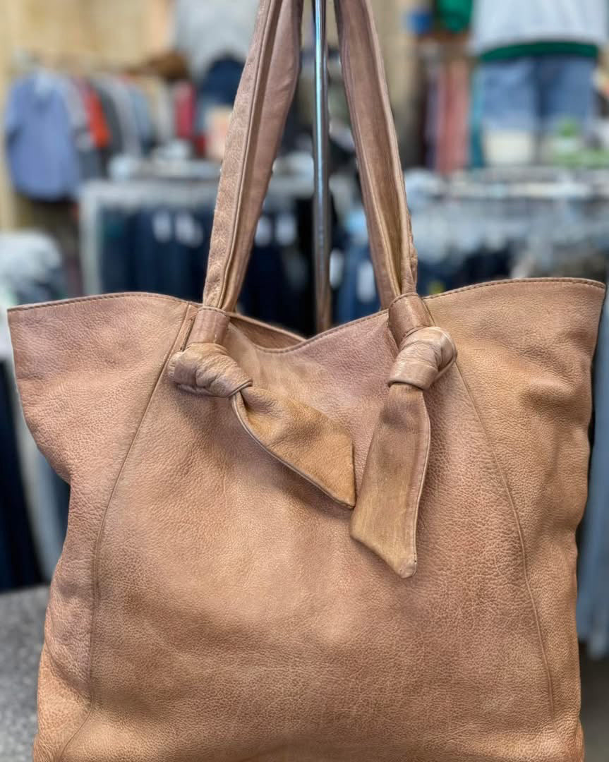 Pre-owned FRYE Brown Shoulder Designer Purse