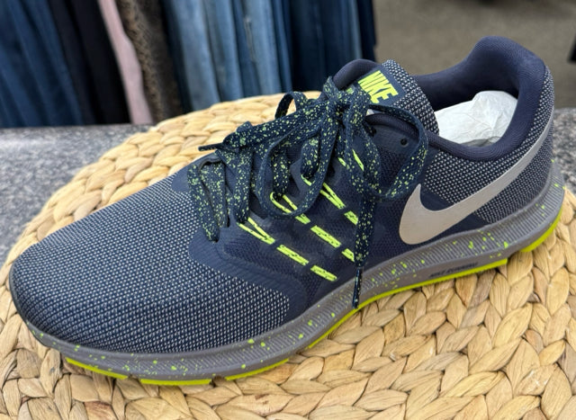 Pre-owned NIKE Gray Neon Yellow SHOE SIZE 11 MENS Sneakers