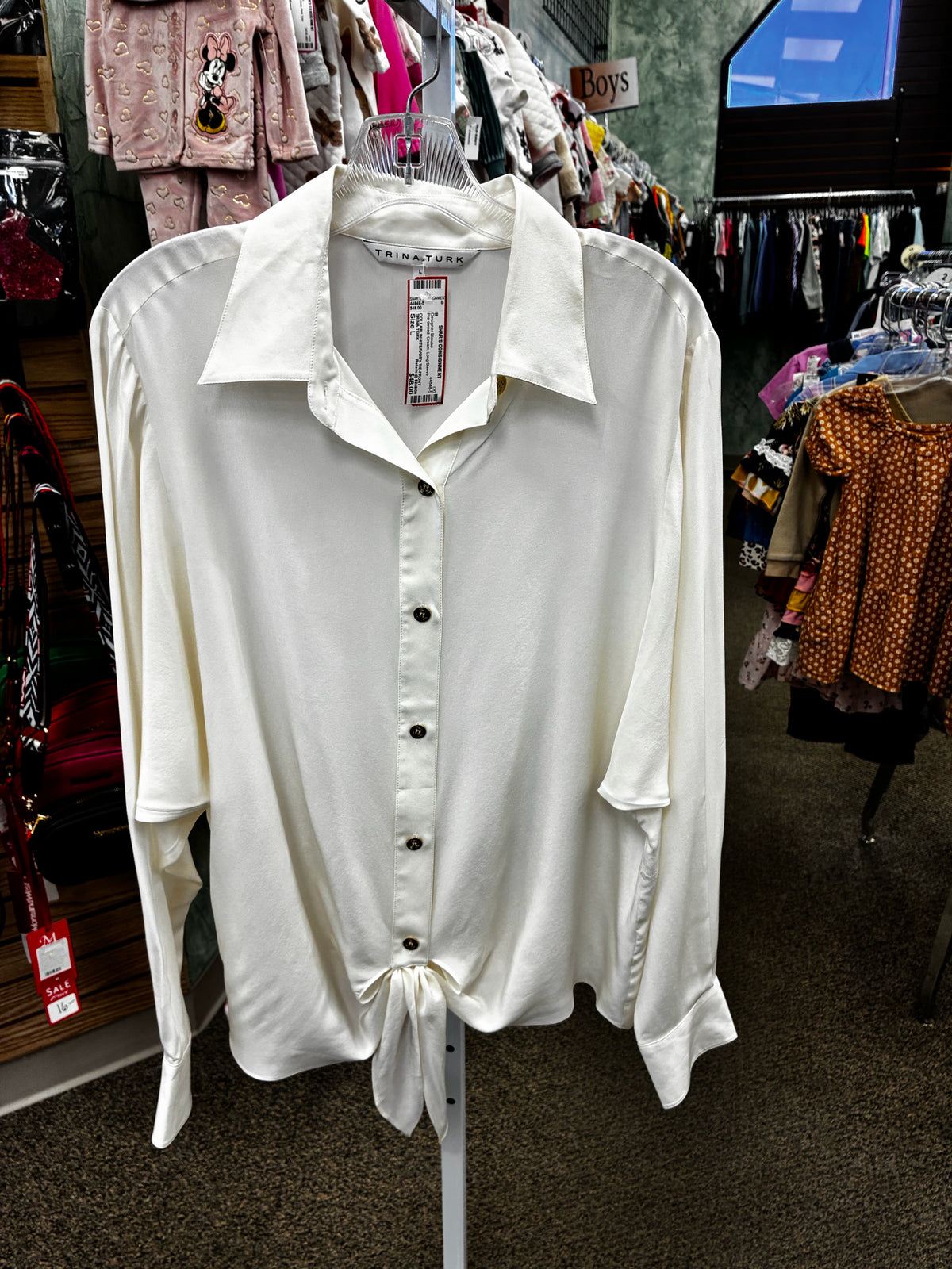Pre-owned TRINA TURK Cream Long Sleeve Size: L Designer Blouse