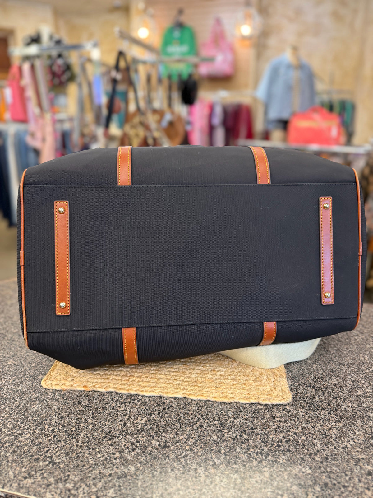 Pre-owned DOONEY&BOURKE Black Tan Duffel Designer Purse