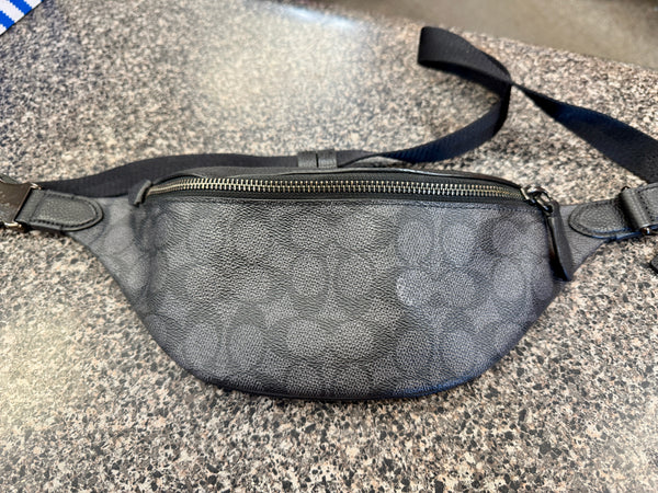 Pre-owned COACH Dark gray Black Fanny Pack Designer Purse