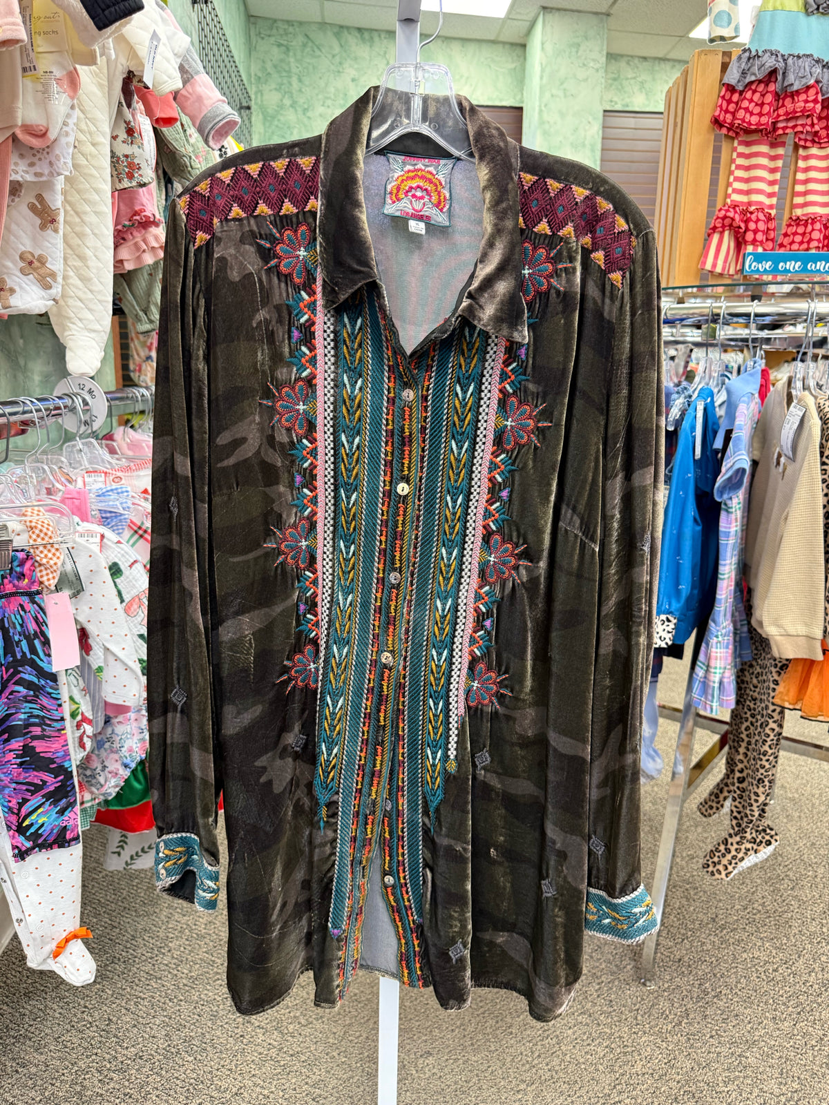 Pre-owned JOHNNY WAS Dark green Multi Print Long Sleeve Size: XL Designer Blouse