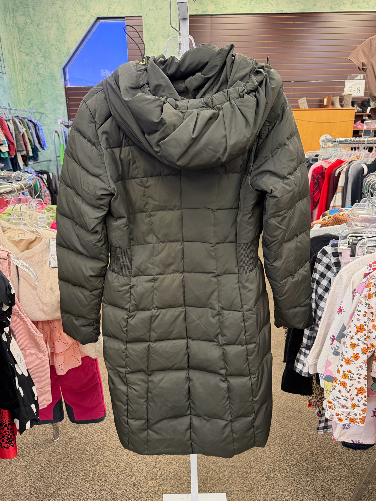 Pre-owned COLE HAAN Army green Size: S Designer Coat