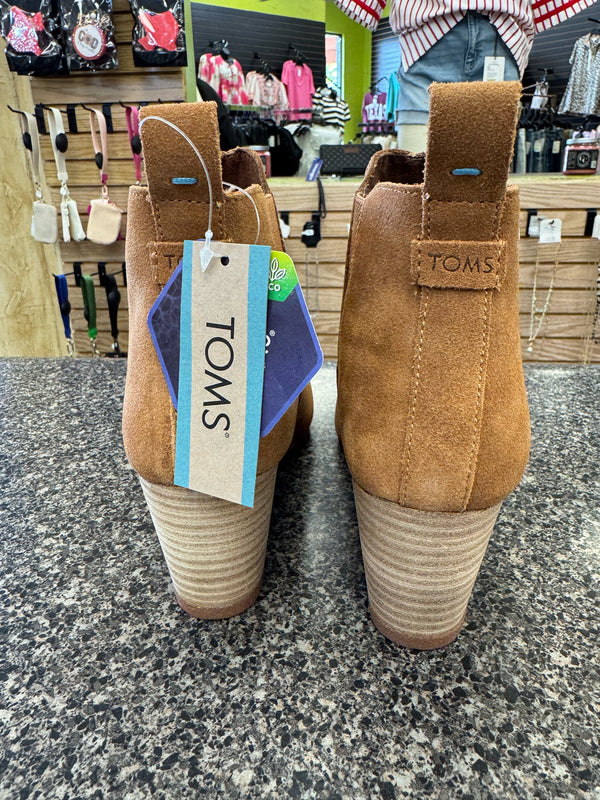 New with Tag TOMS Tan Size 8.5 Bootie