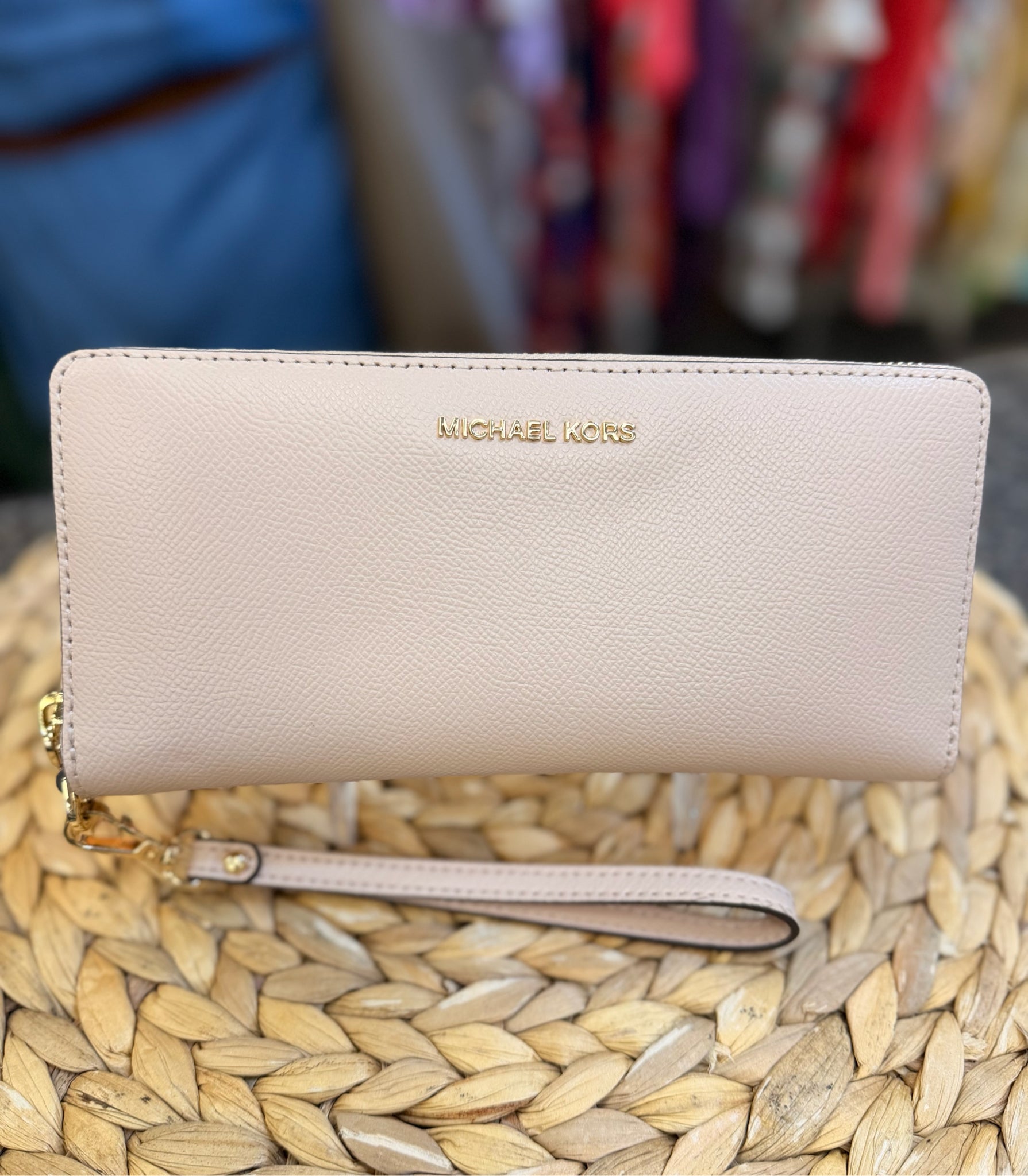 Pre-owned MICHAEL KORS Light pink Gold Designer Wallet