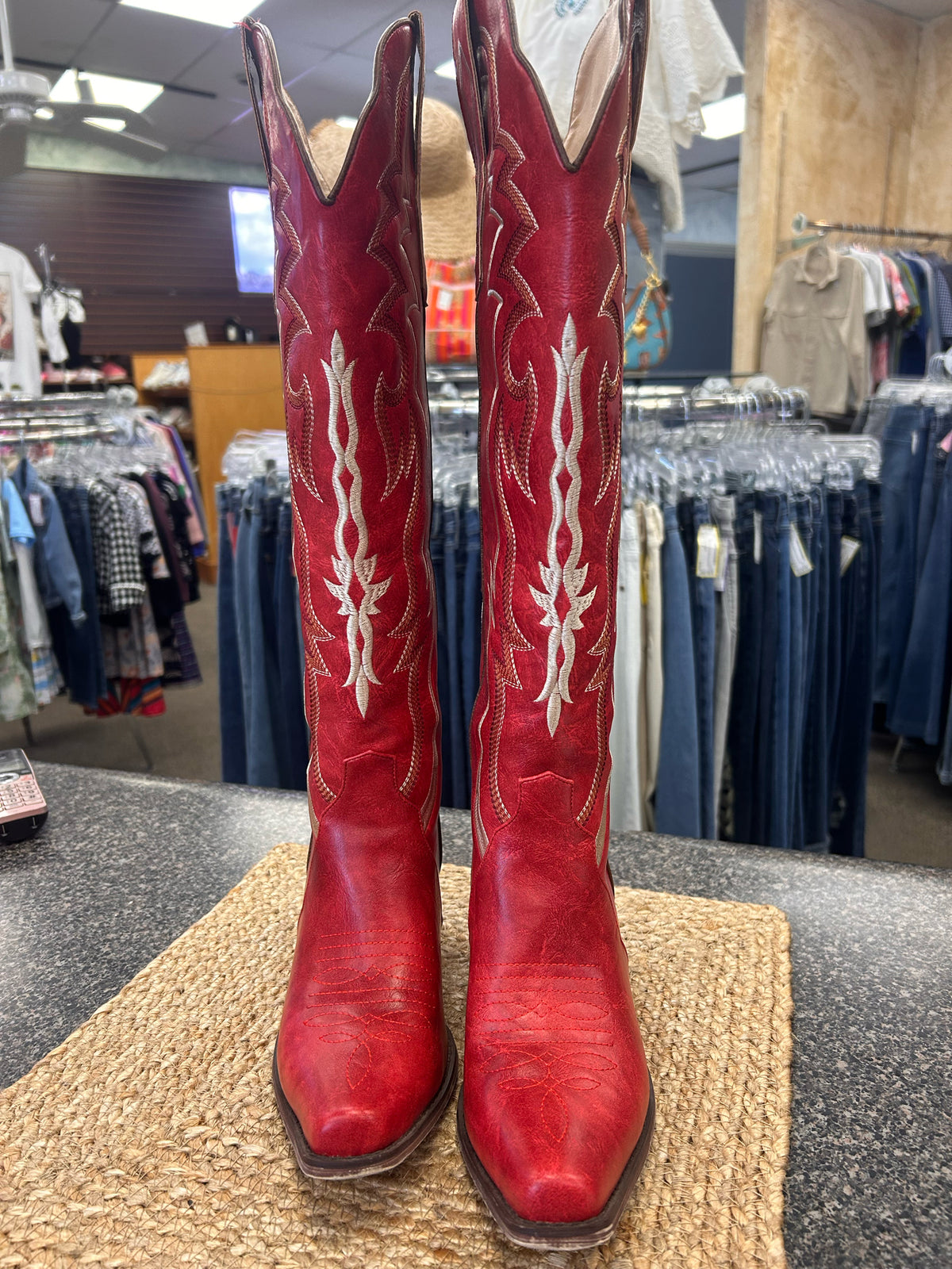 Pre-owned WetKiss Red White Trim Size 7.5 Boot