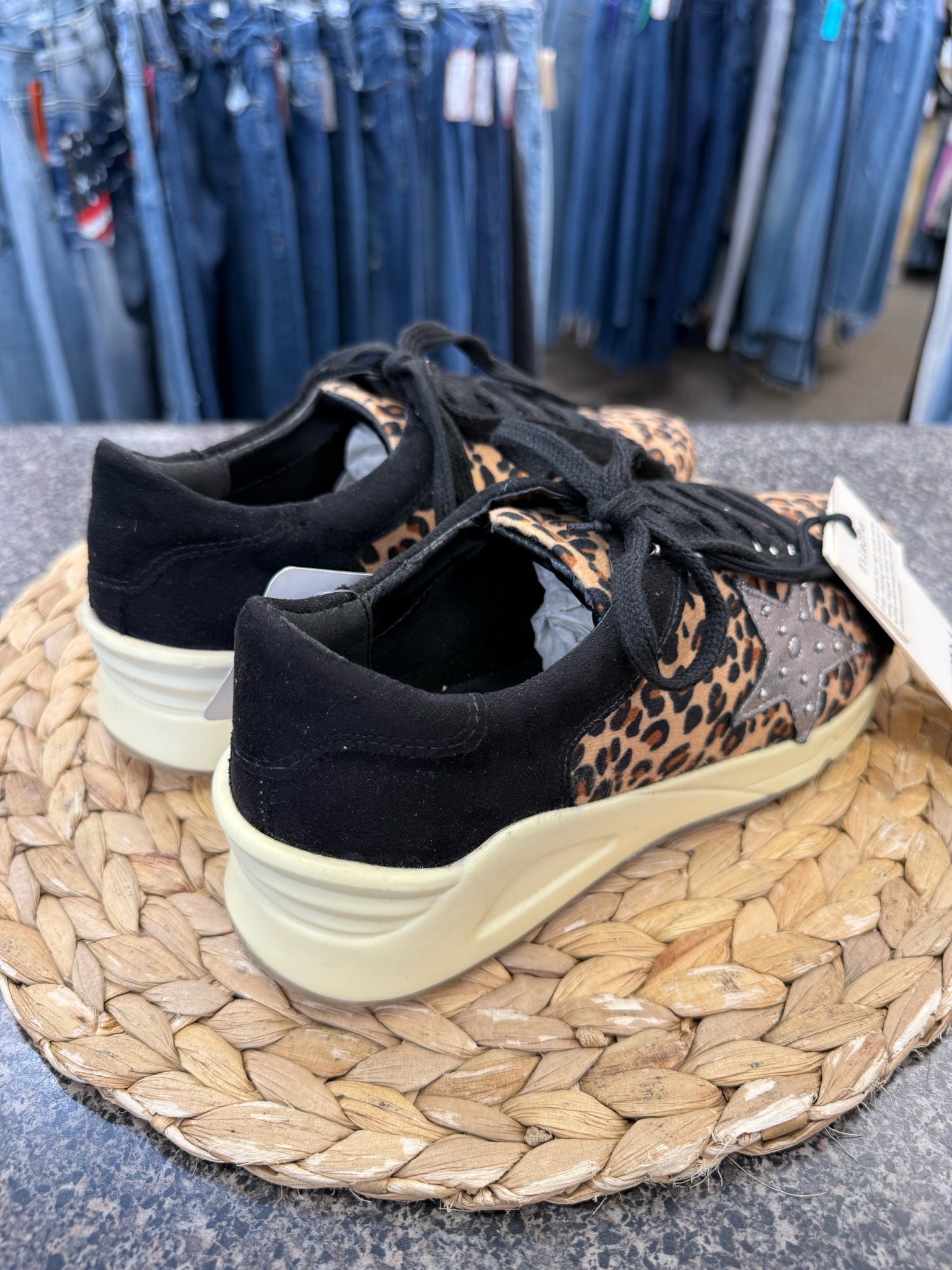 New with Tag Myra Bag Leopard Black Trim Size 8 Sneaker