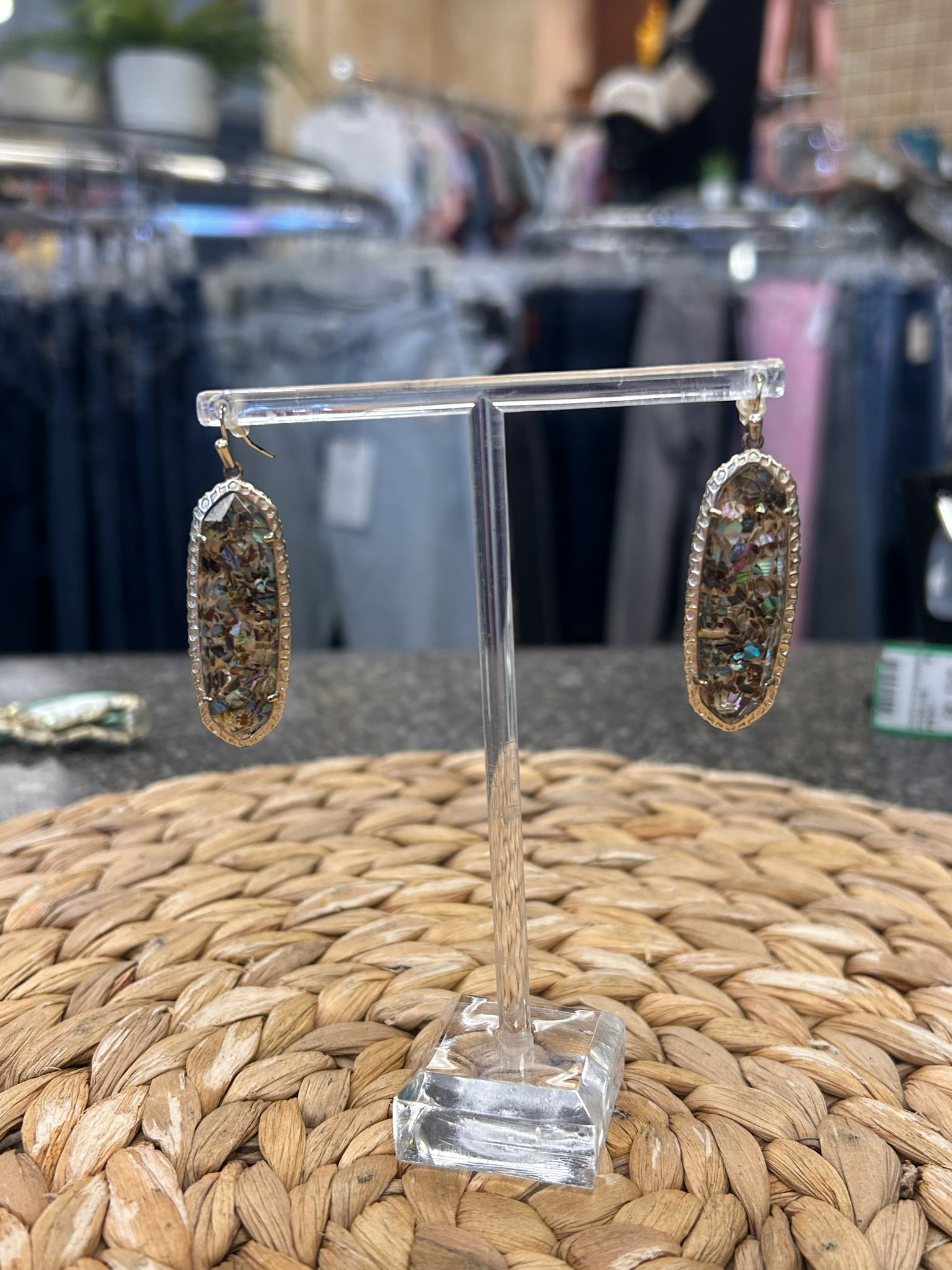 Pre-owned KENDRA SCOTT Iridescent Gold Designer Earring