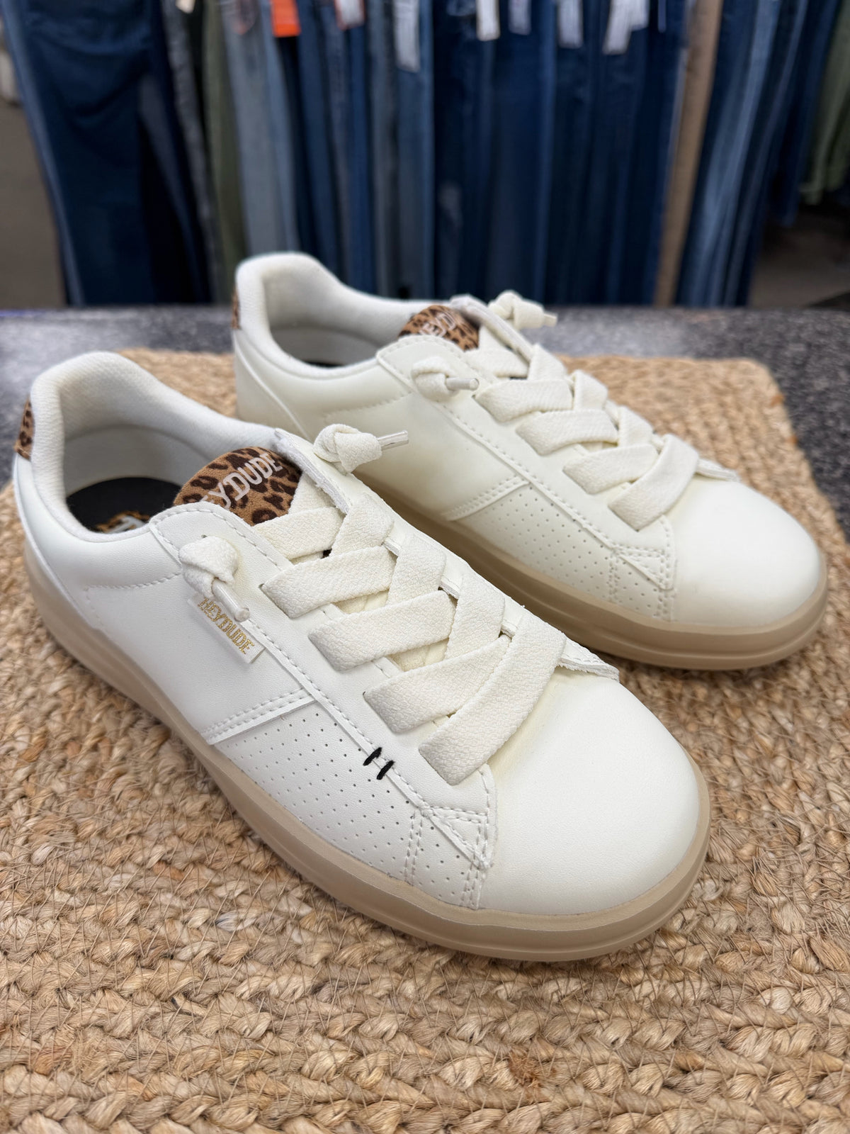 Pre-owned HEY DUDE Off white Animal Trim Size 7 Shoe