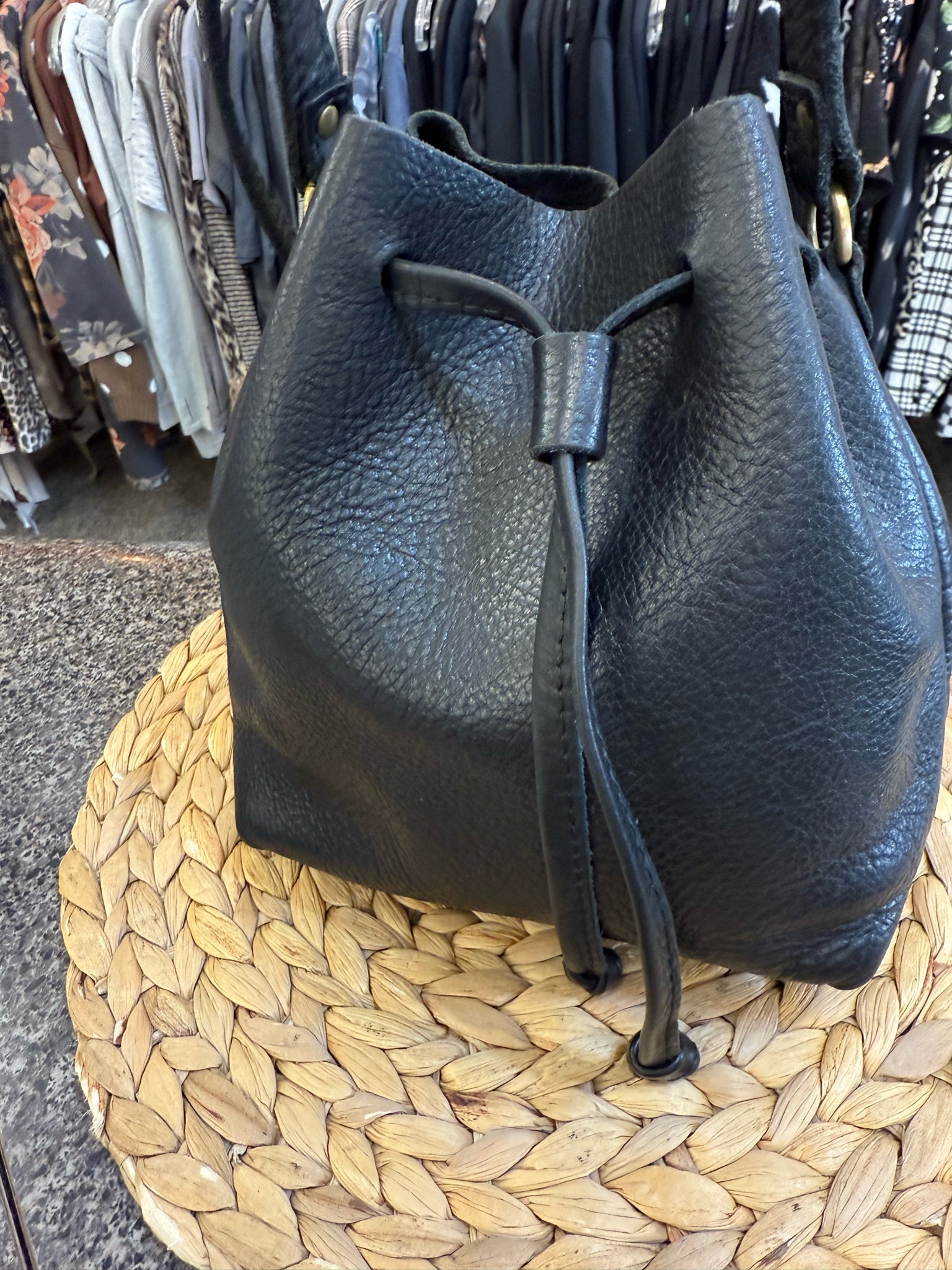 Pre-owned PORTLAND LEATHER GOODS Black Shoulder Designer Purse