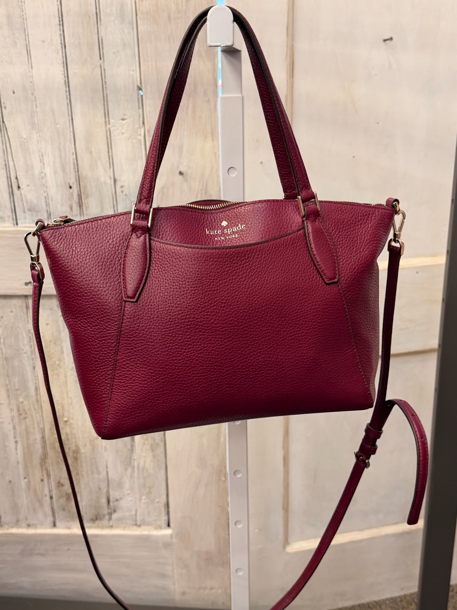 Pre-owned KATE SPADE Rasberry Crossbody Designer Purse