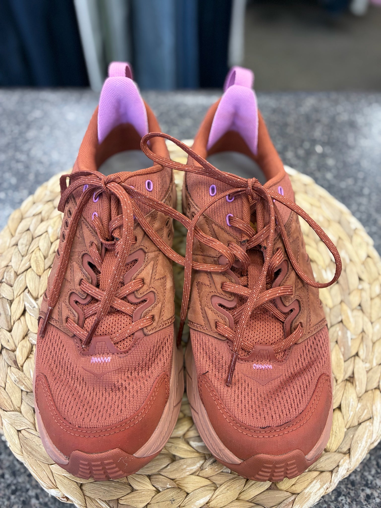Pre-owned HOKA Burnt orange Pink Trim Size 9 Designer Sneaker