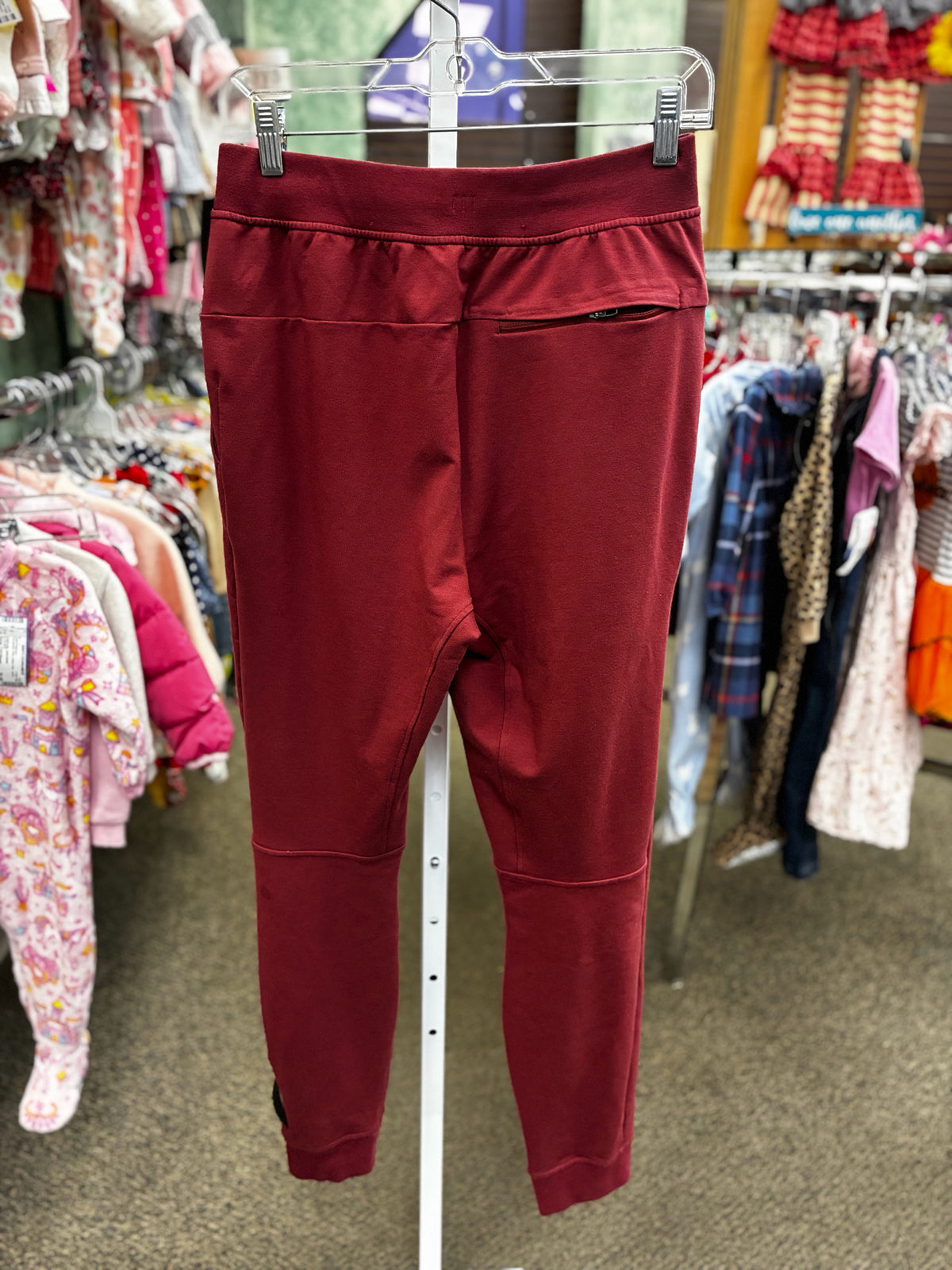 Pre-owned Lululemon Wine Size 7 Pants
