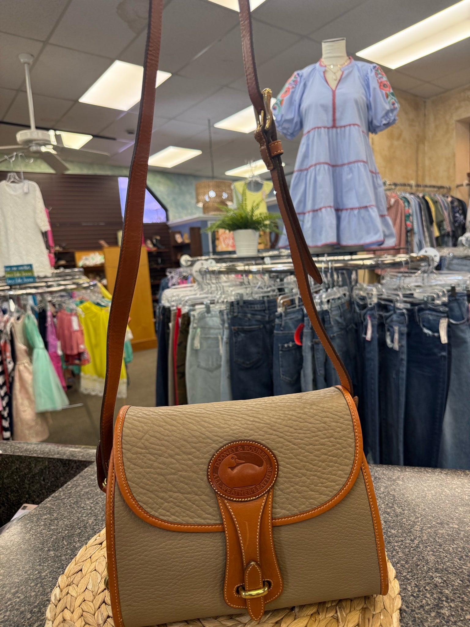 Pre-owned DOONEY&BOURKE Gray Brown Trim Crossbody Designer Purse