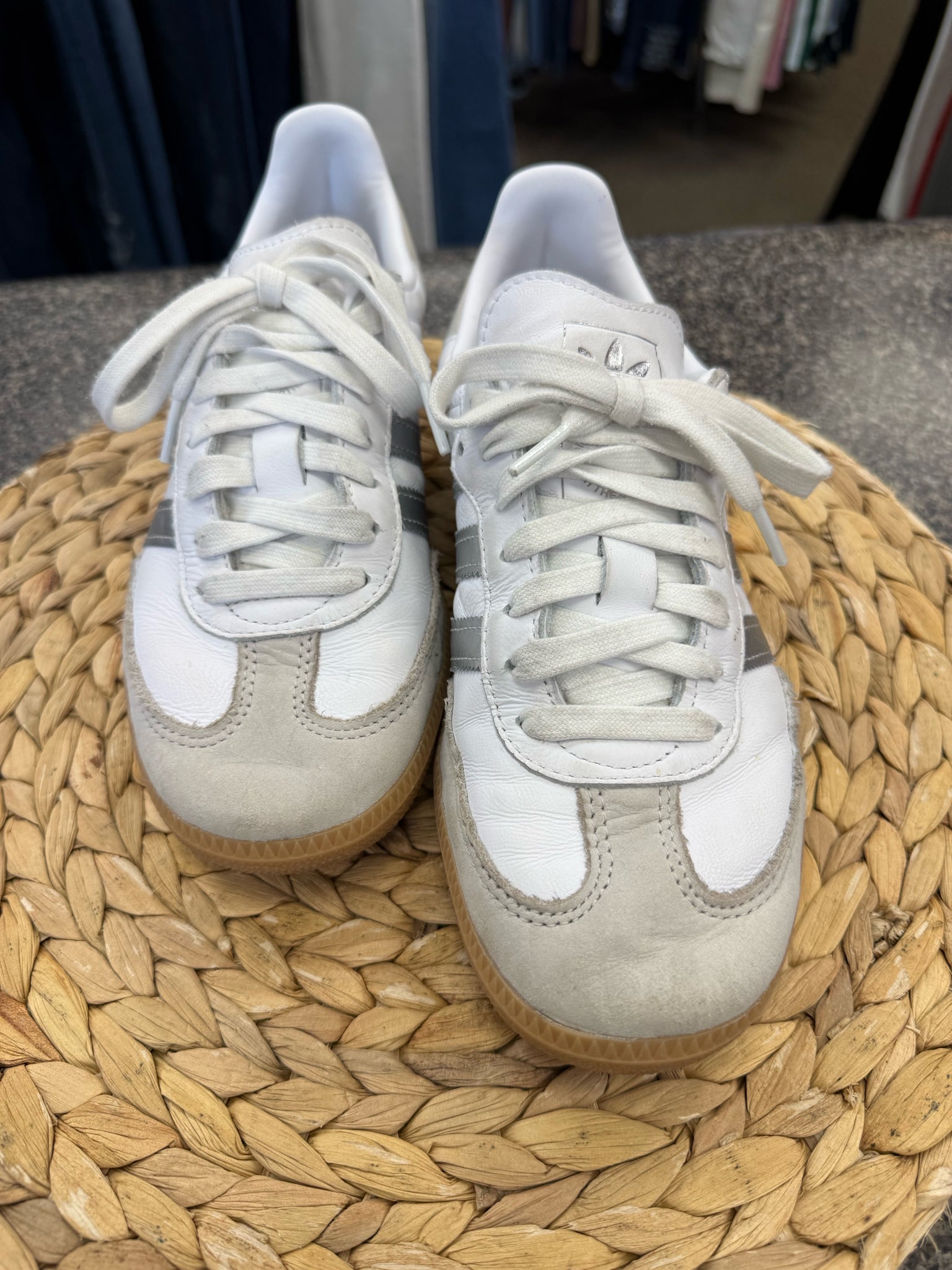 Pre-owned ADIDAS White Silver Stripe Size 8 Designer Shoe