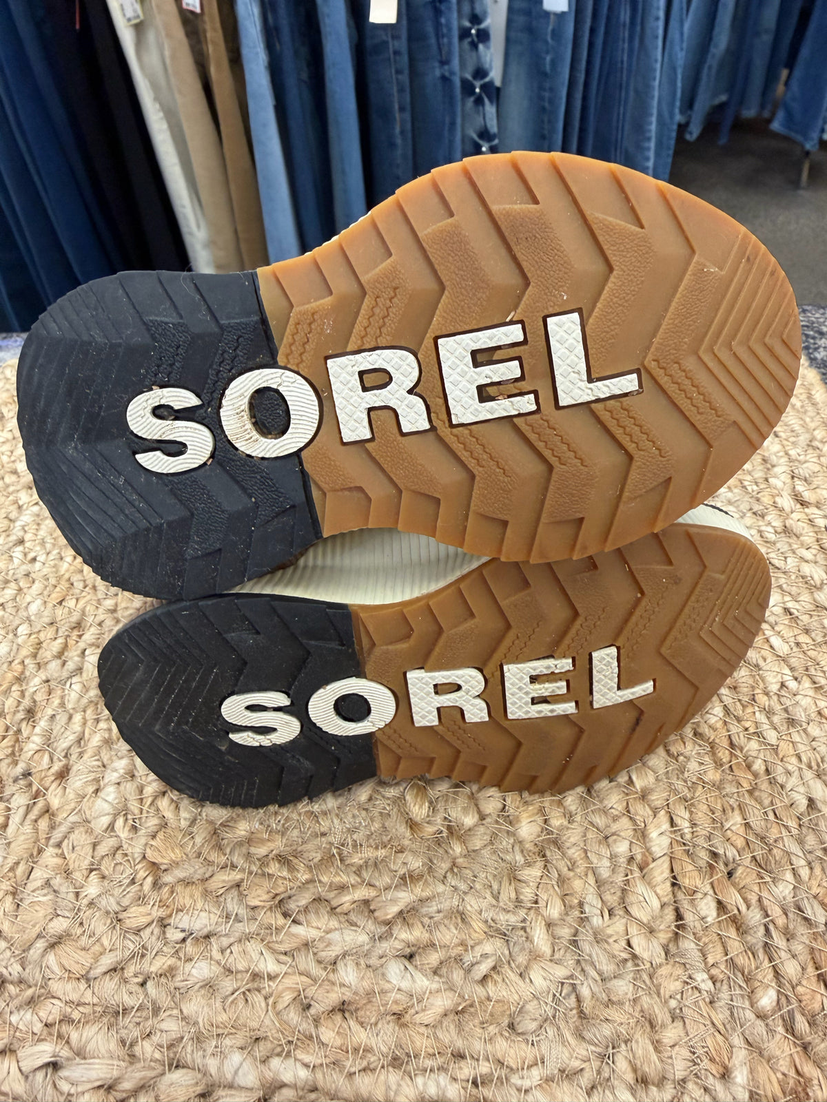 Pre-owned SOREL Black Brown C-SIZE 8 Boys Boots