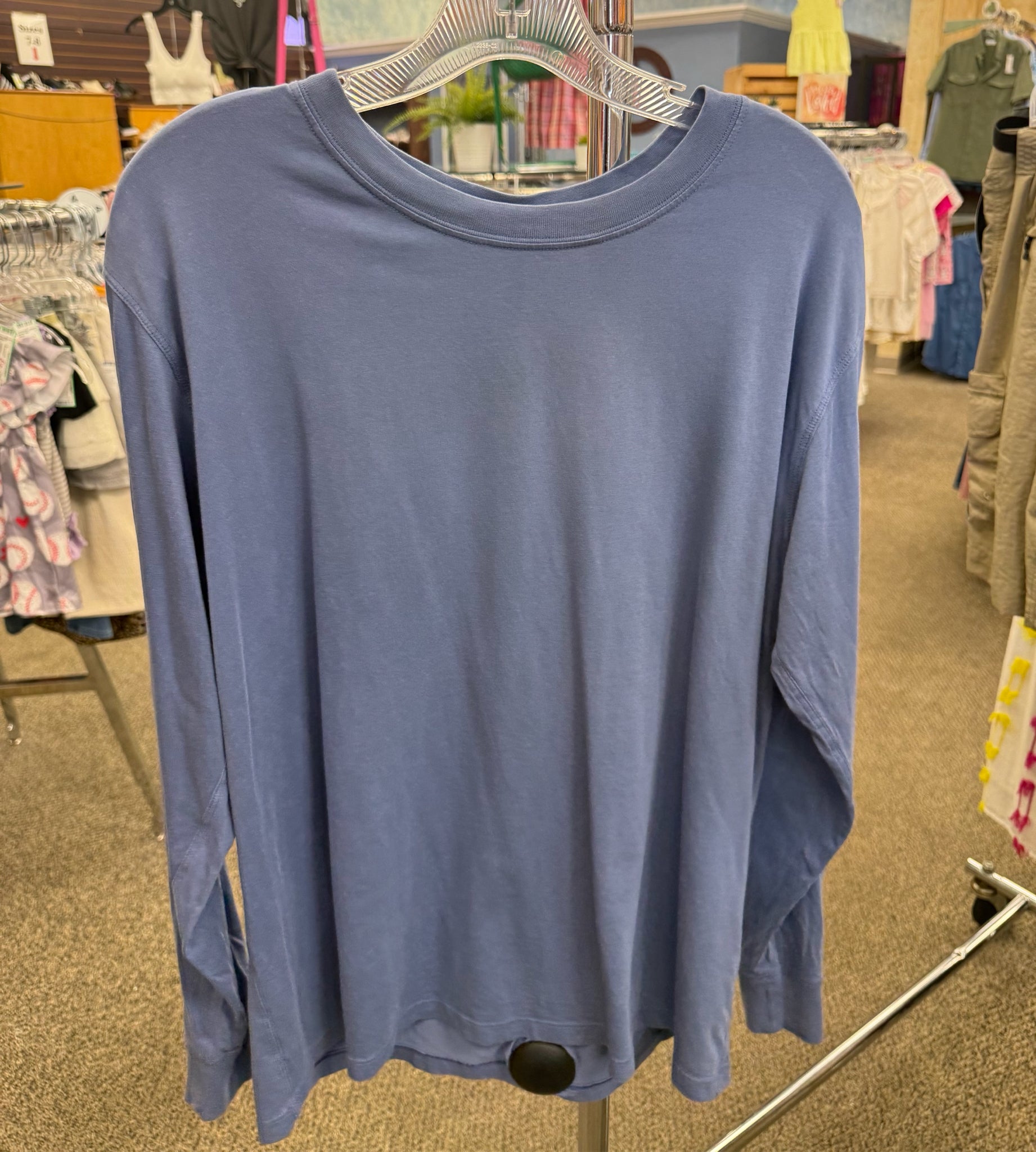 Pre-owned Lululemon Blue Size M Long Sleeve Tee
