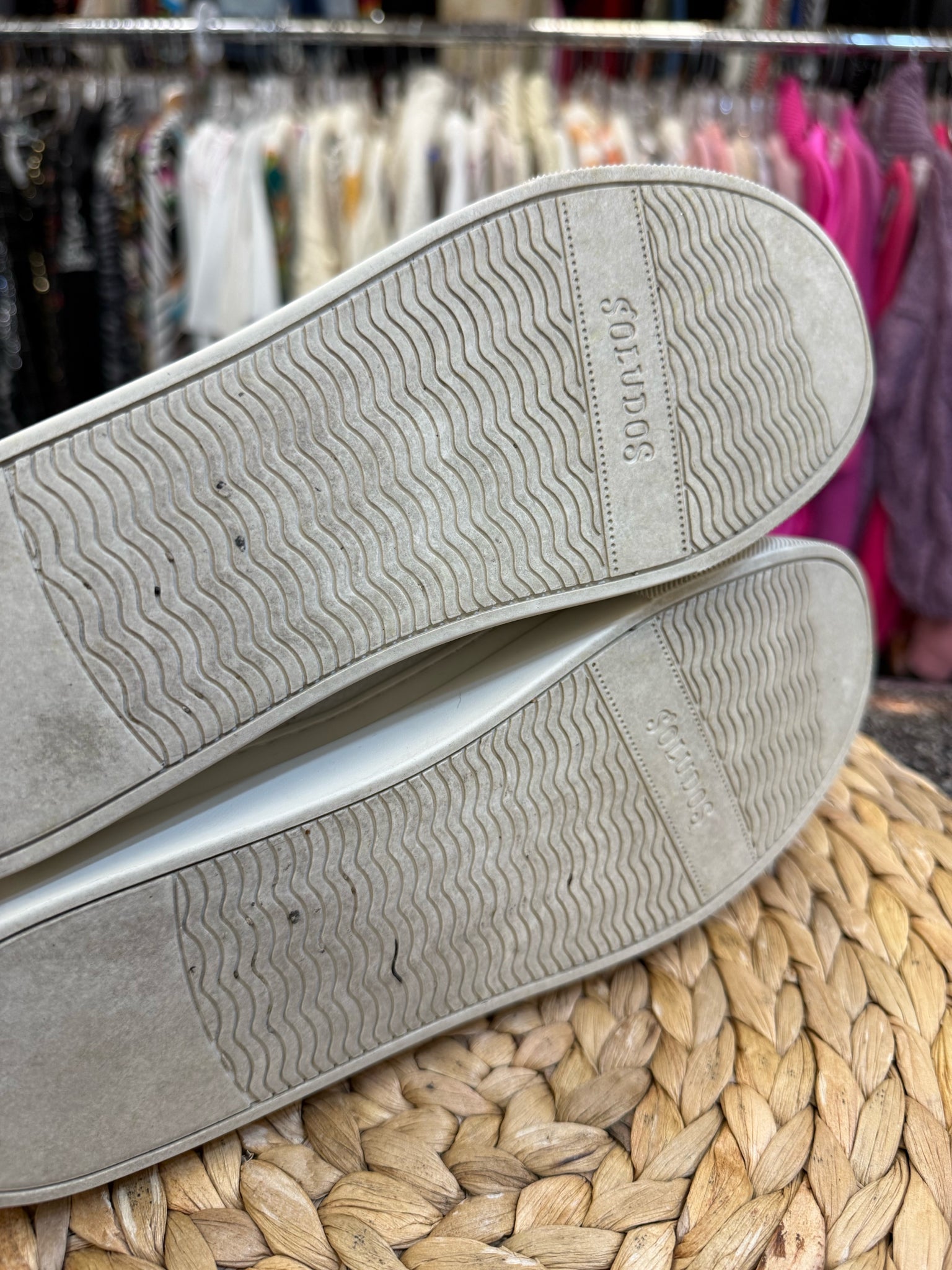 Pre-owned SOLUDOS Off white Size 9 Designer Sneaker