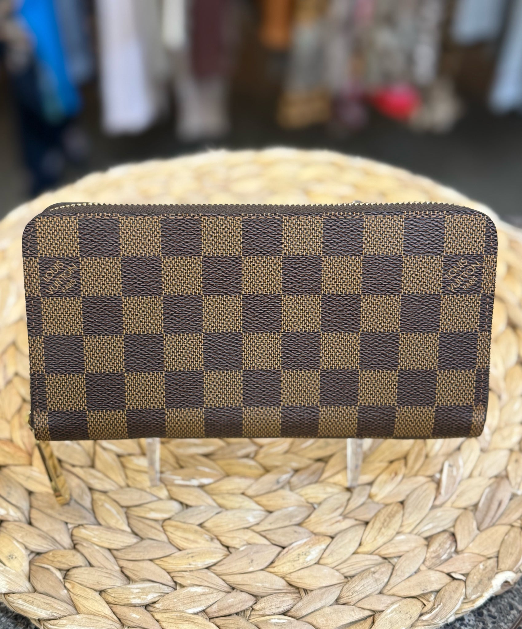 Pre-owned LOUIS VUITTON Brown Signature Light brown Designer Wallet